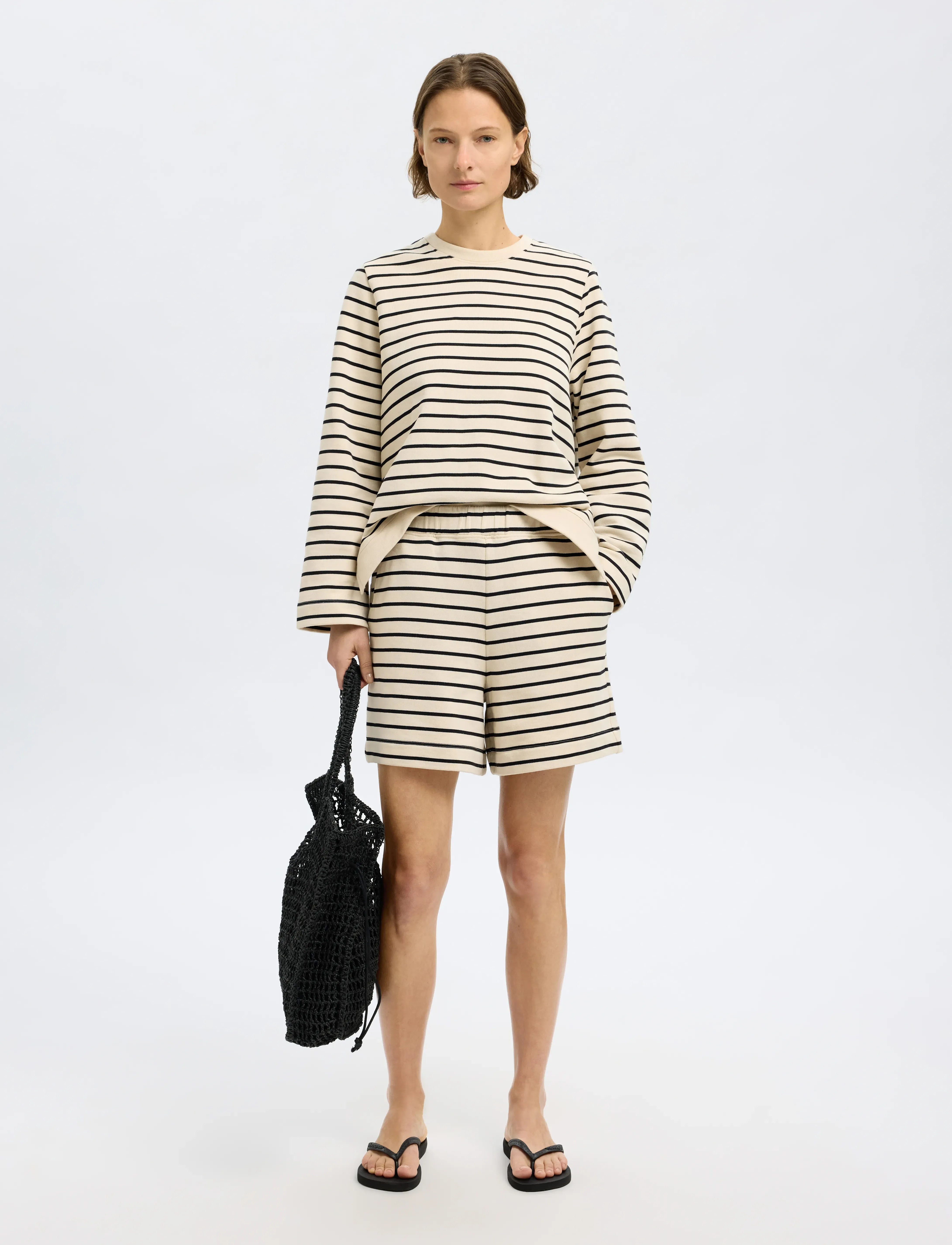 Selected - SLFELISE HW STRIPED SHORTS - black - 5