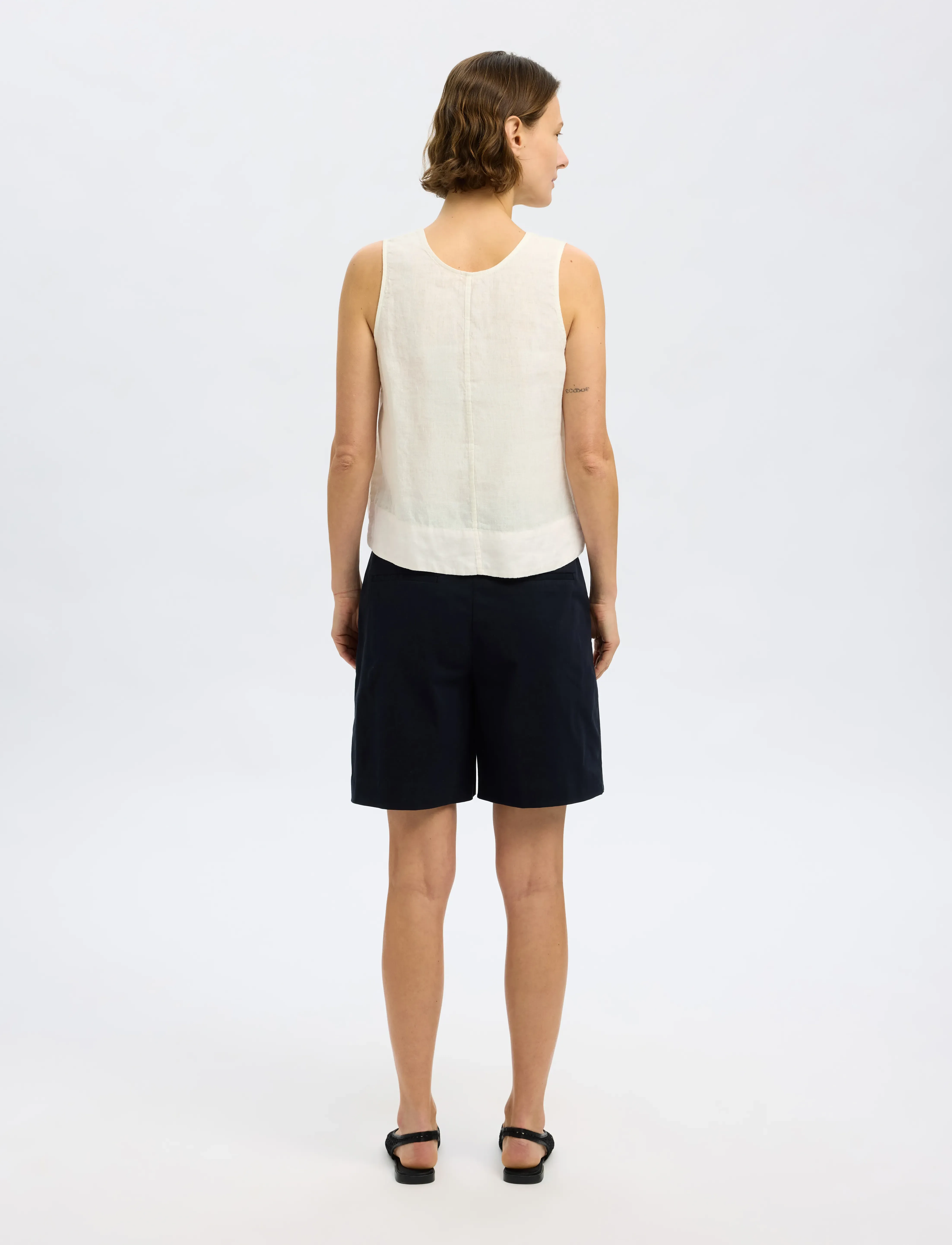 Selected - SLFLINNA SL REVERSIBLE LINEN TOP B - hauts sans manches - snow white - 2