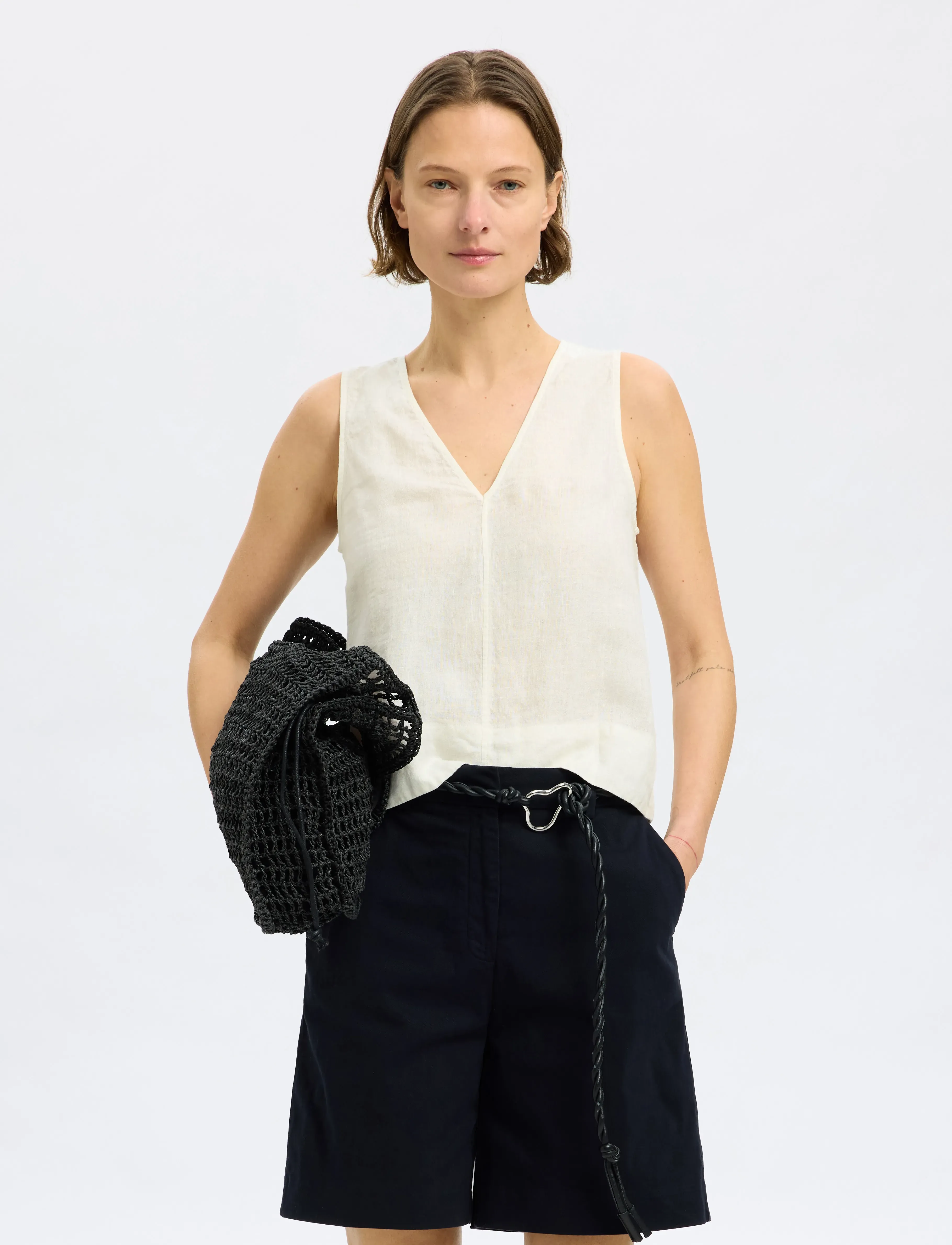 Selected - SLFLINNA SL REVERSIBLE LINEN TOP B - hauts sans manches - snow white - 3