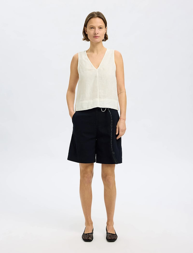 Selected - SLFLINNA SL REVERSIBLE LINEN TOP B - topid ja varrukateta alussärgid - snow white - 4