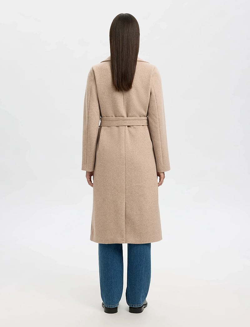 Selected - SLFROSA WOOL BLEND COAT NOOS - ullkappor - sandshell - 2