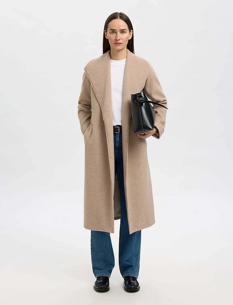 Selected - SLFROSA WOOL BLEND COAT NOOS - ullkappor - sandshell - 4