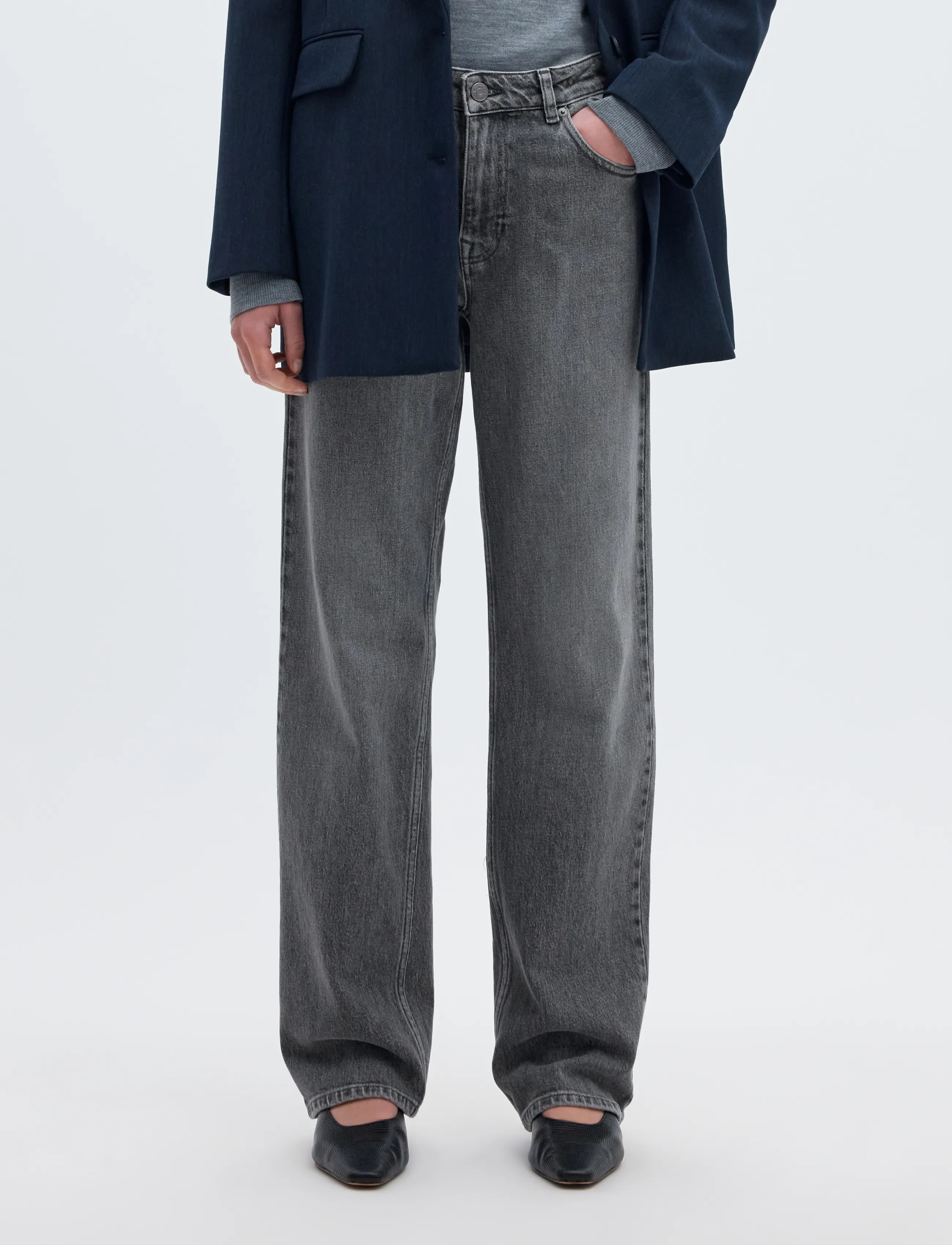 Selected SLWSTRAIGHT BEA-KORI MW JEANS NOOS - Jeans - MEDIUM GREY DENIM / grey