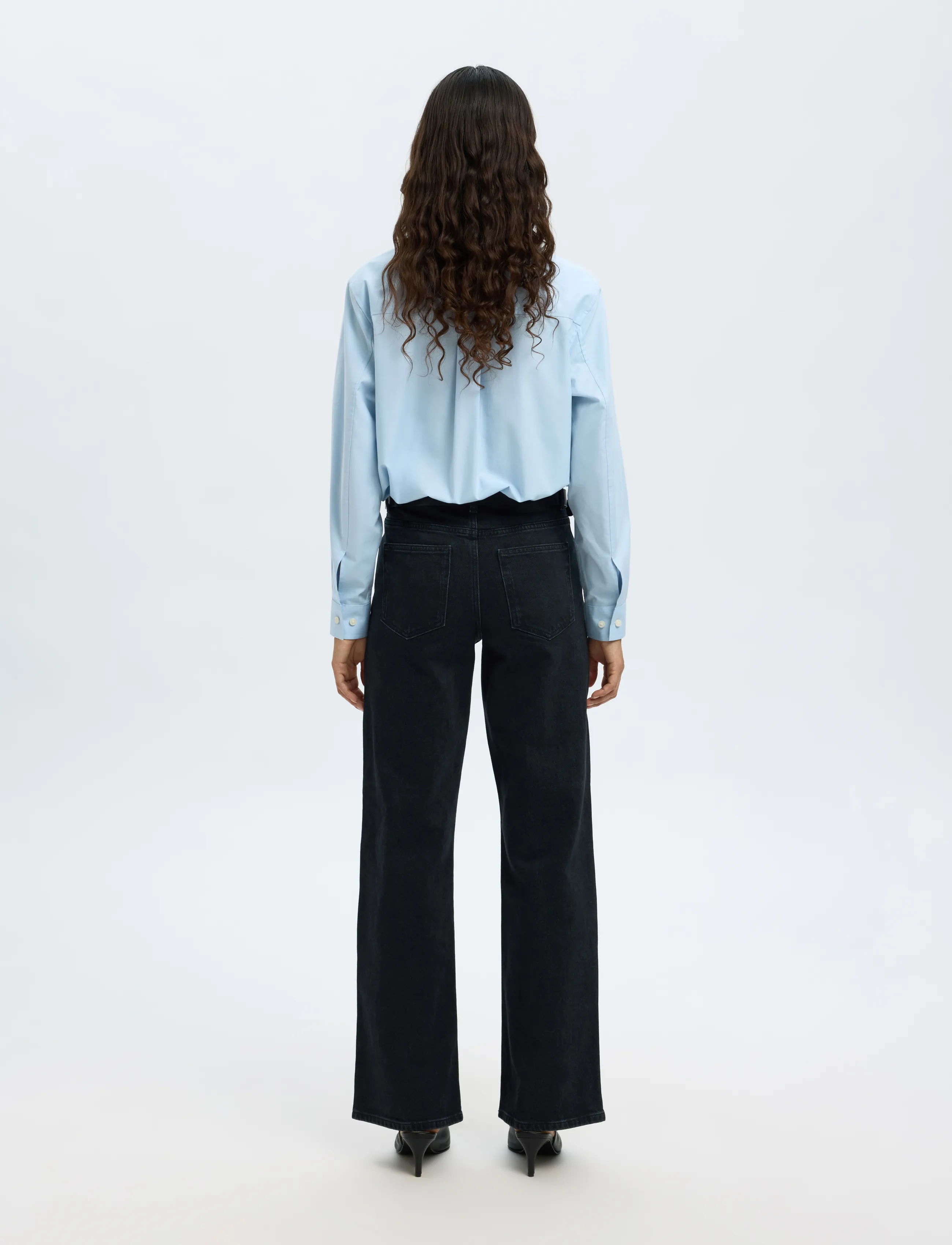 Selected - SLWWIDE BEA-KORI HW JEANS NOOS - hosen mit weitem bein - black denim - 2