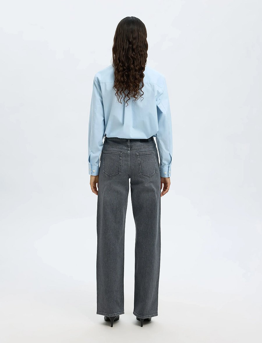 Selected - SLWWIDE BEA-KORI HW JEANS NOOS - hosen mit weitem bein - medium grey denim - 2