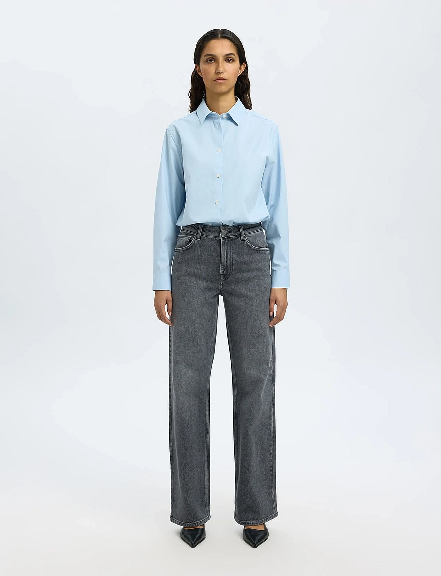 Selected - SLWWIDE BEA-KORI HW JEANS NOOS - hosen mit weitem bein - medium grey denim - 4