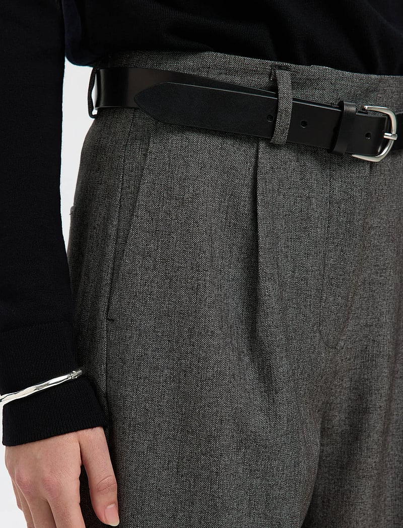 Selected - SLFBARREL ALMA HW PANT NOOS - formell - black - 3