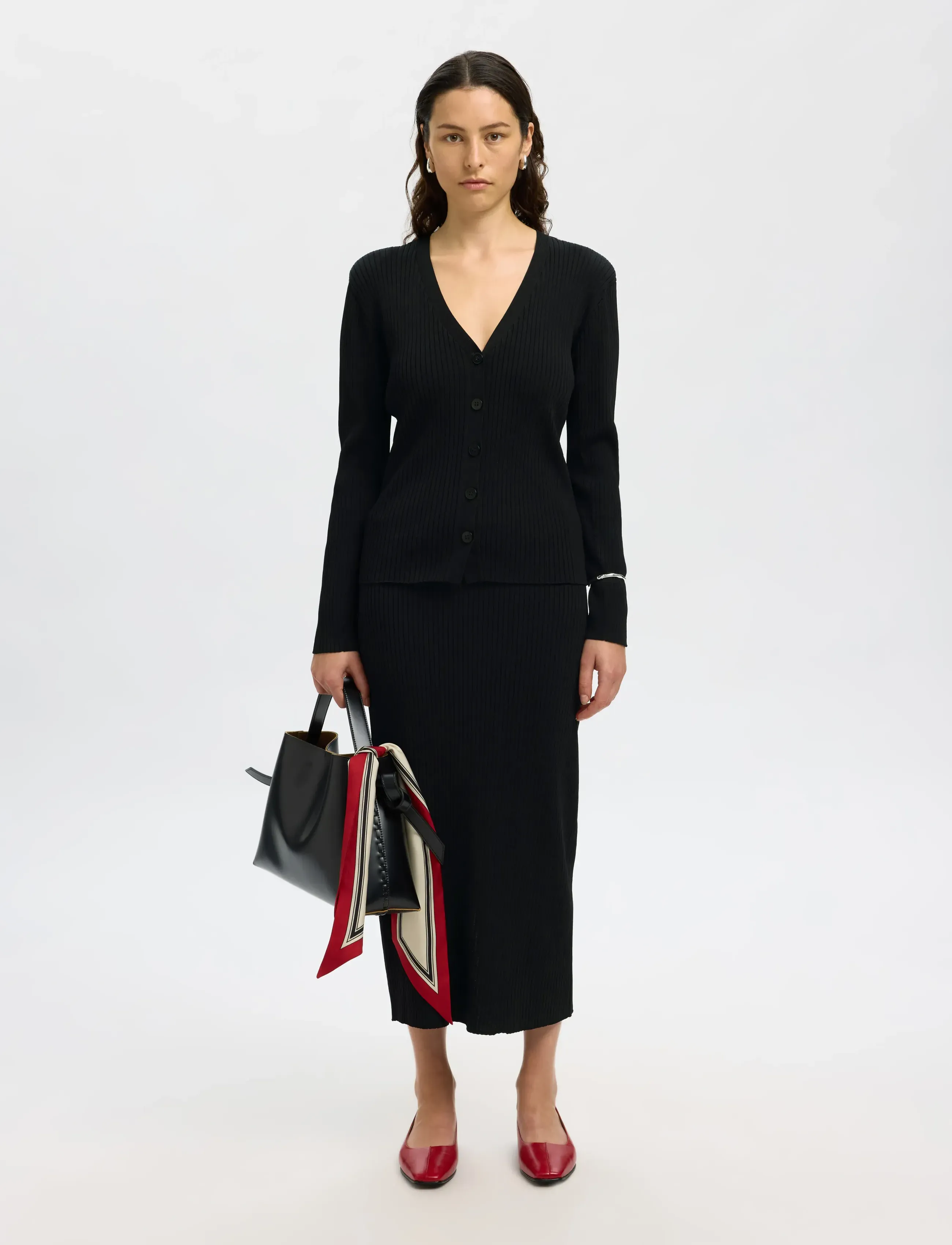 Selected - SLFCARLY MW KNIT ANKLE SKIRT - jupes longues - black - 3