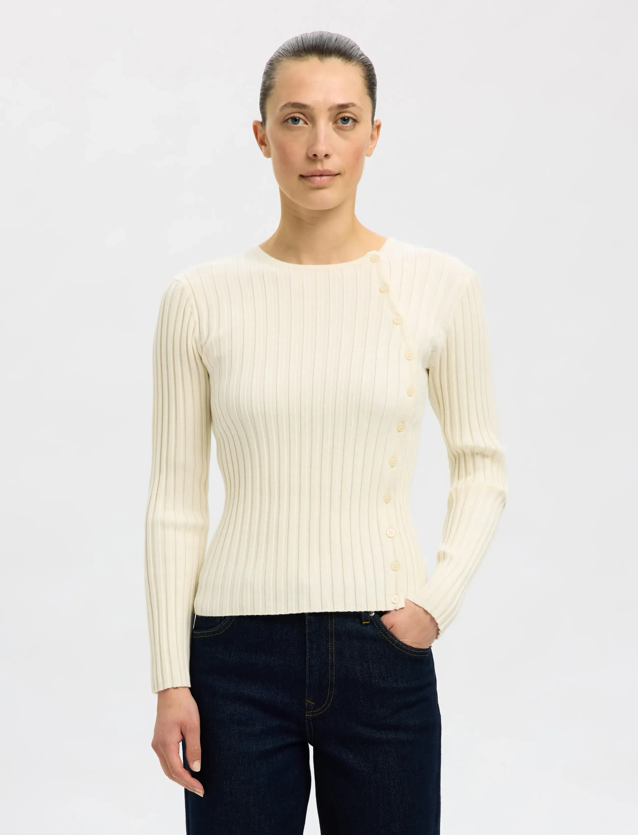 Selected - SLFHELEN LS KNIT BUTTON O-NECK TOP - peysur - birch - 5