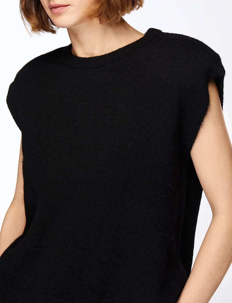 Selected - SLFLULU SL KNIT VEST - gestrickte westen - black - 5