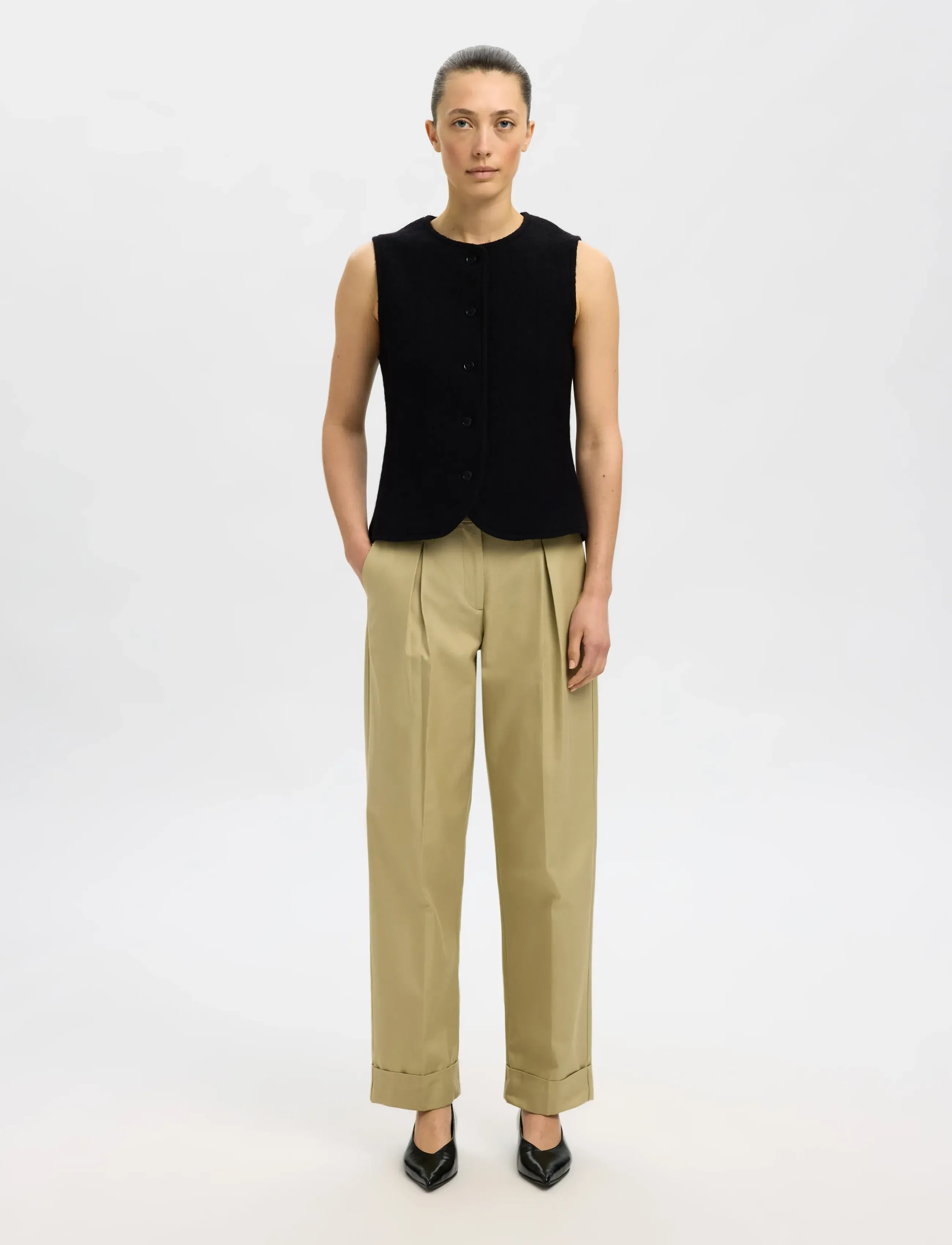 Selected - SLFDARLA KNIT BUTTON VEST - kamizelki z dzianiny - black - 3