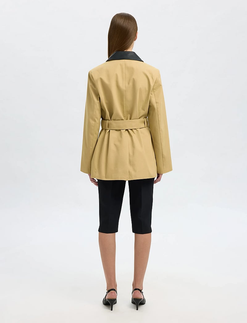 Selected - SLFDUA JACKET - trenchcoats - travertine - 2
