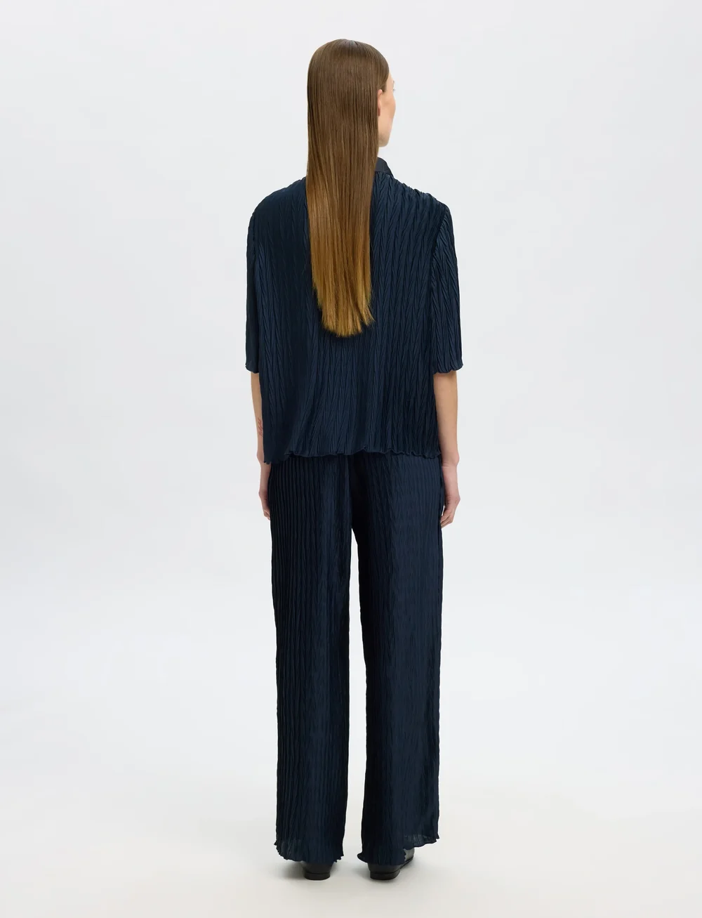 Selected - SLFELMA HW WIDE PLISSE PANT B - vida byxor - dark sapphire - 2