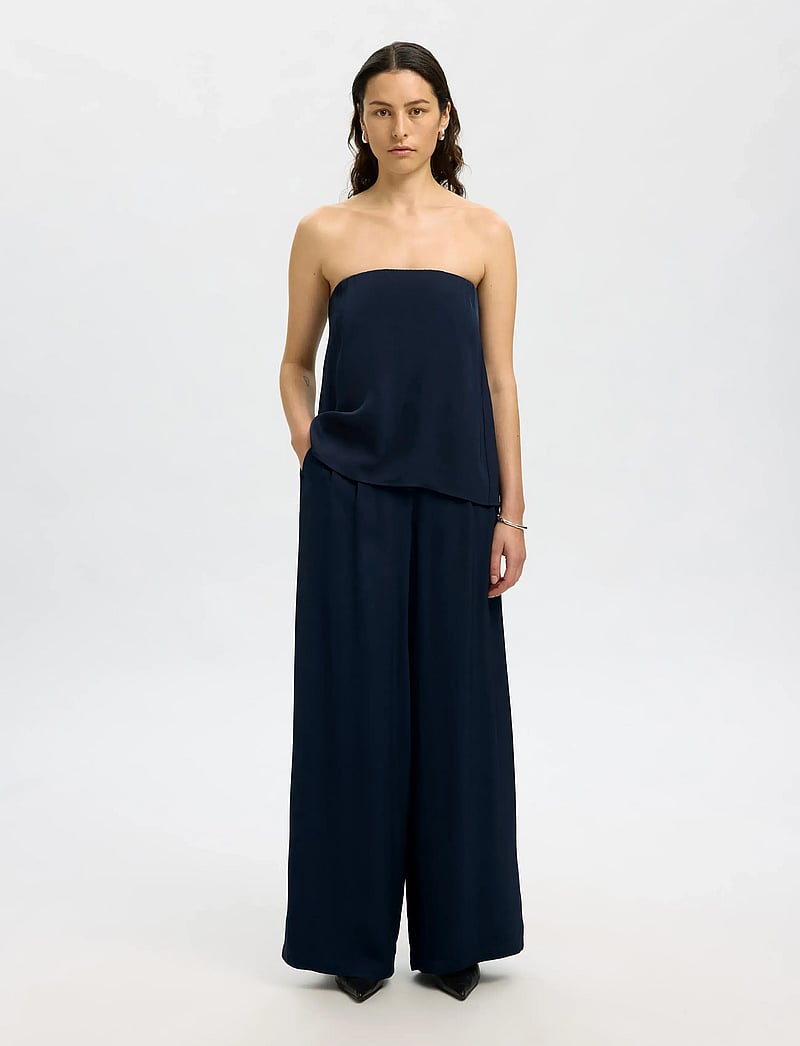Selected - SLFLEONORE HW WIDE PANT B - vida byxor - dark sapphire - 3