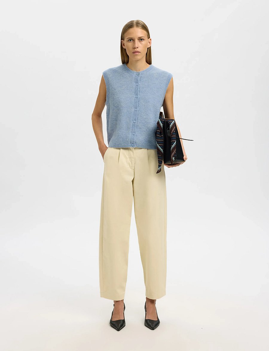 Selected - SLWLULU SL BUTTON O-NECK VEST NOOS - kootud vestid - cashmere blue - 4