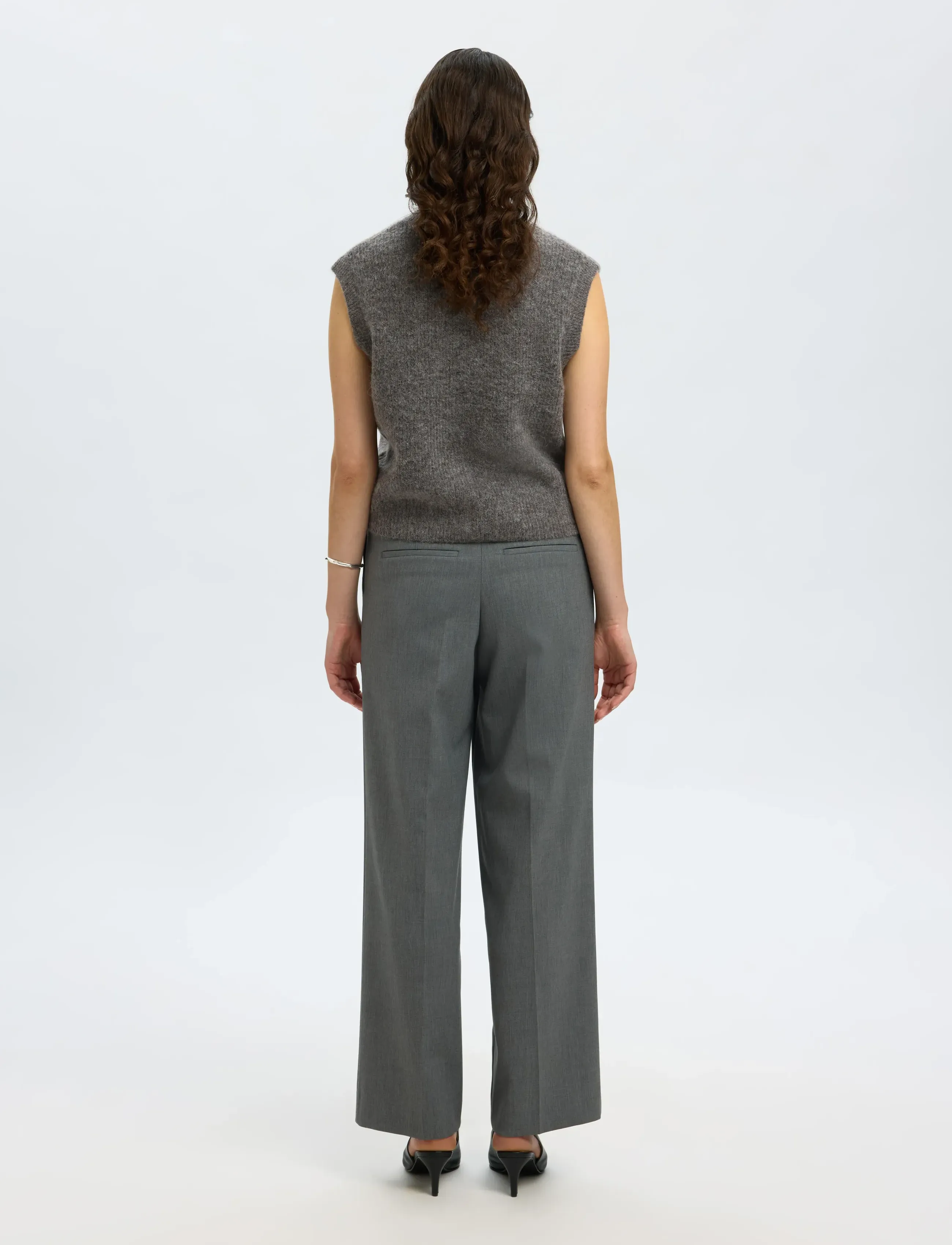 Selected - SLWLULU SL BUTTON O-NECK VEST NOOS - kamizelki z dzianiny - medium grey melange - 2