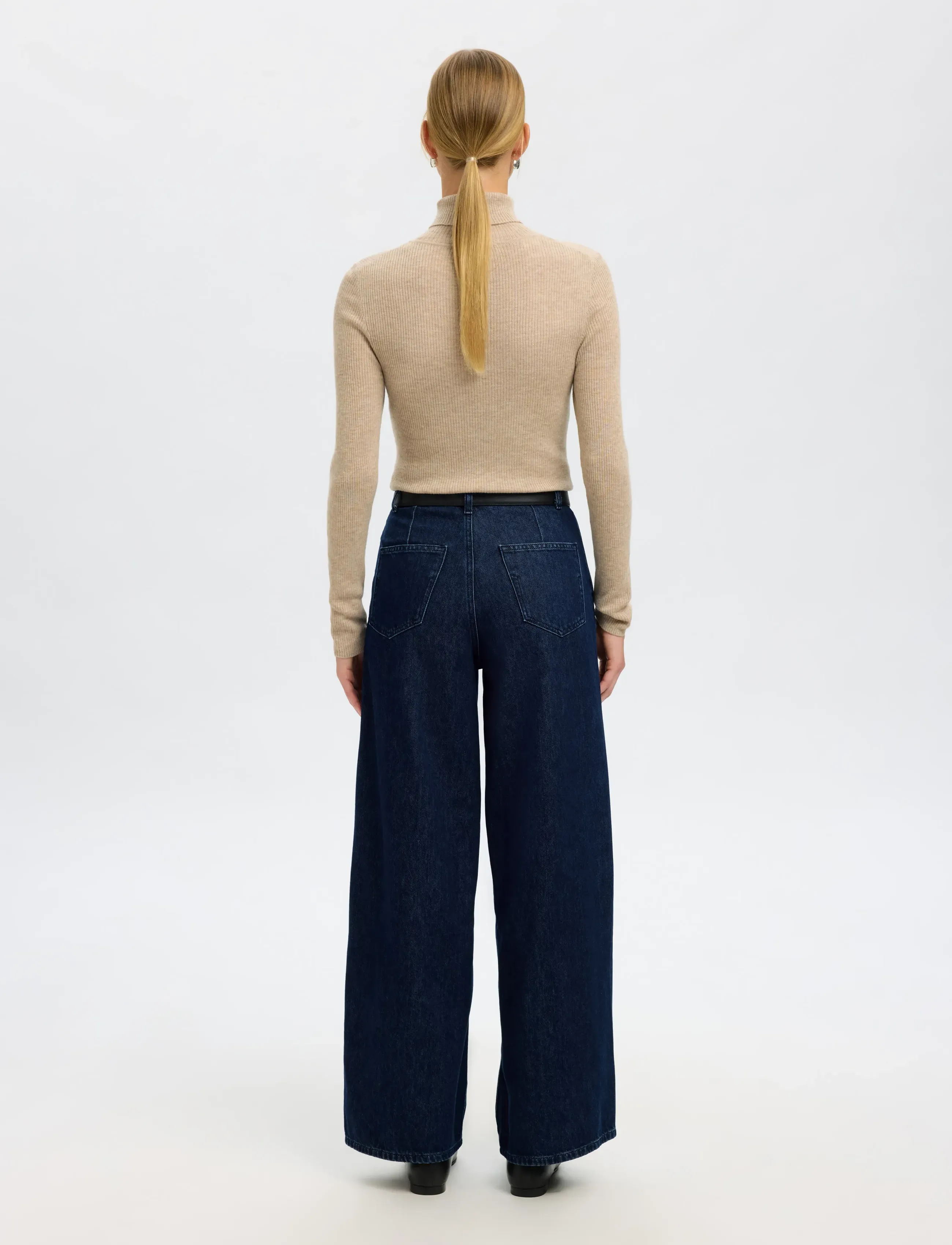 Selected - SLFEXTRA WIDE MELLA-BORA HW JEANS - hosen mit weitem bein - dark blue denim - 2