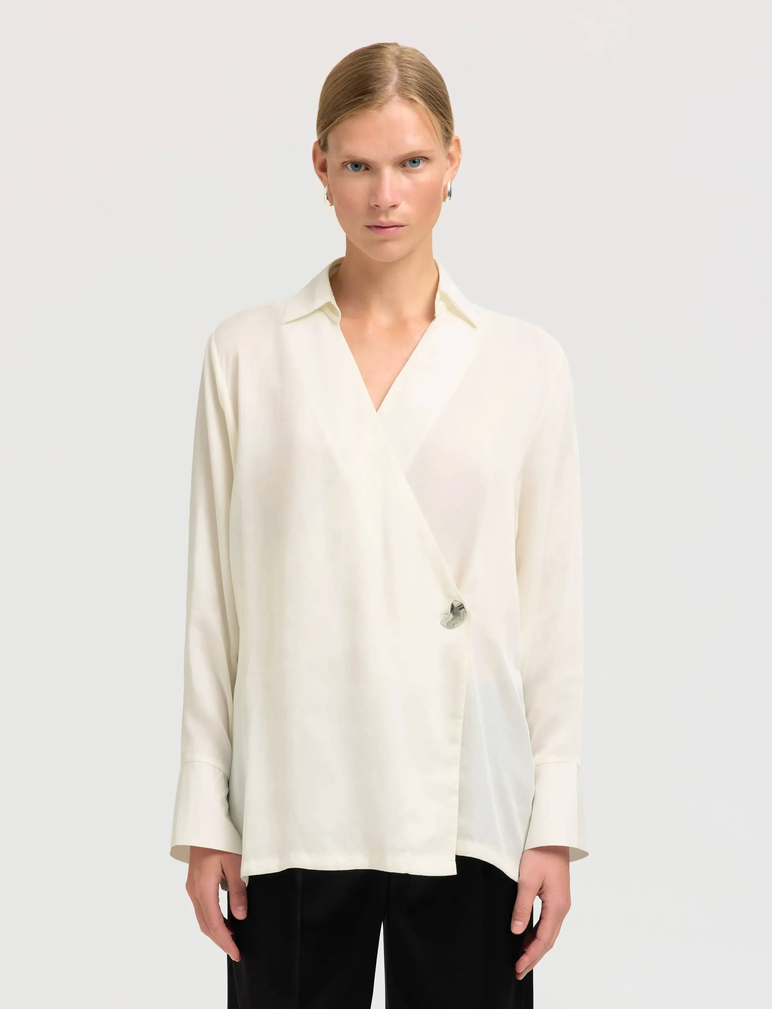 Selected Slfjolly Ls Wrap Top B, Kvinder, Slå Om Top, Cream, Str: 40