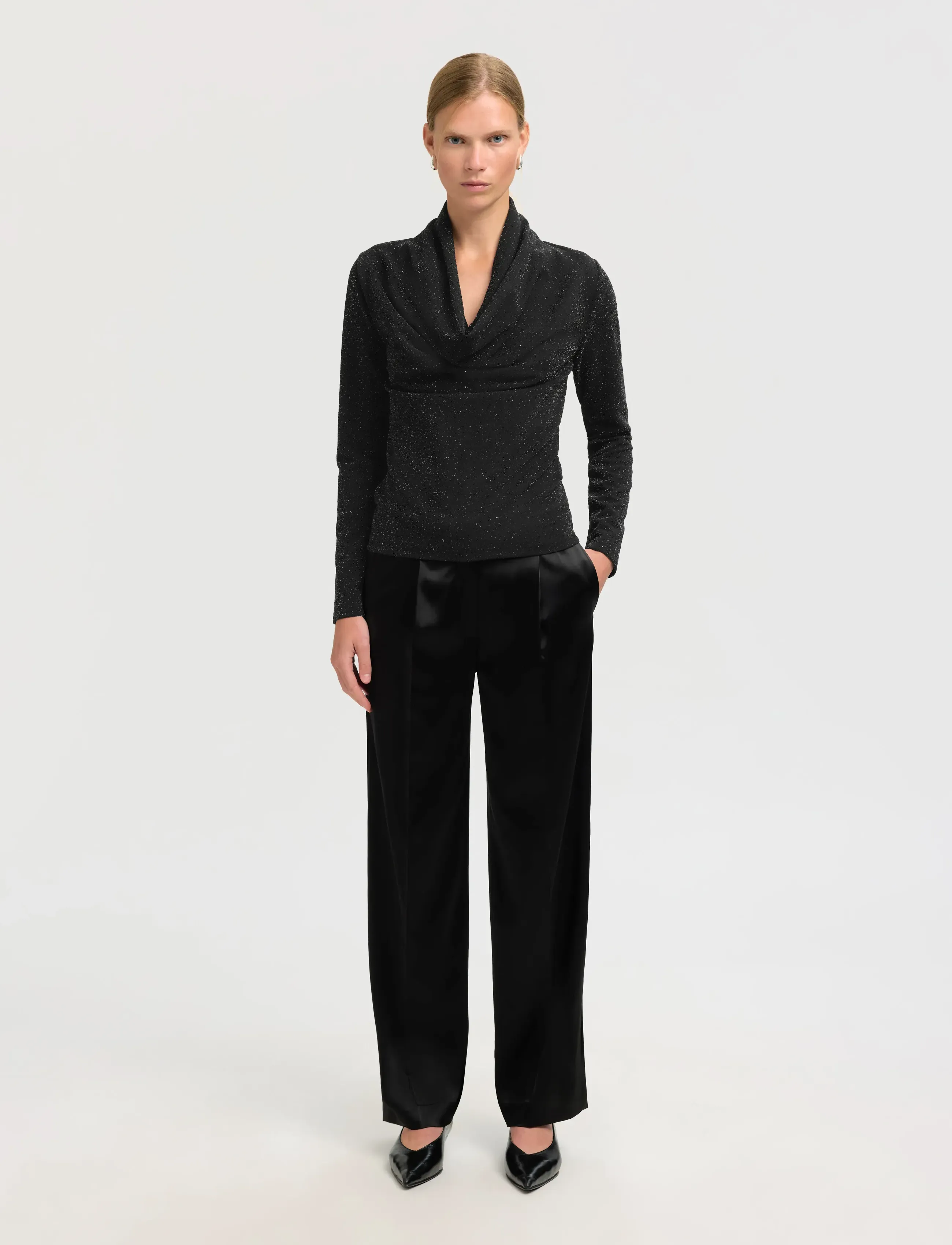 Selected - SLFSANDRA LS COWL NECK TOP - blouses à manches longues - black - 4