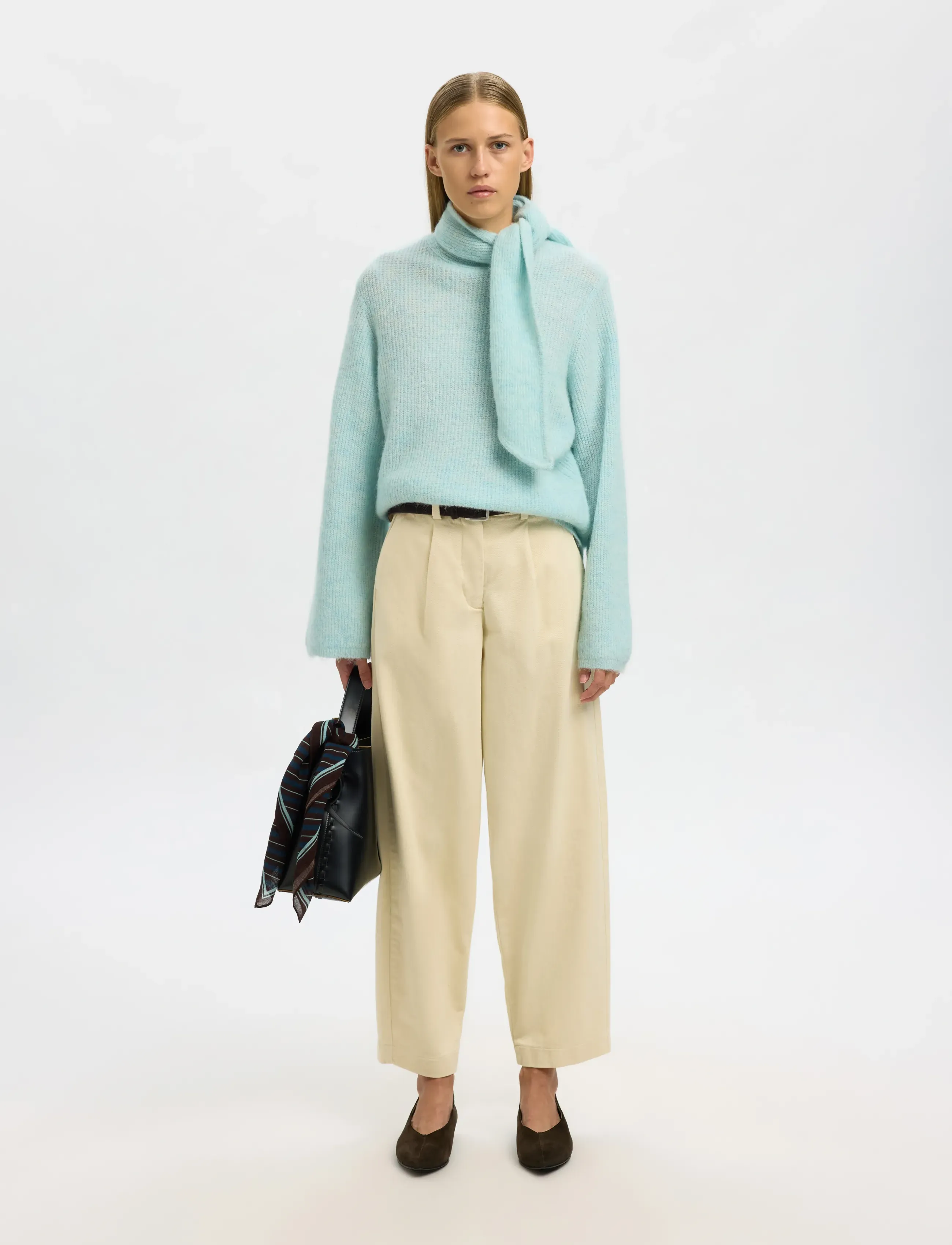 Selected - SLFLULU LS BOW KNIT - striktrøjer - blue glow - 3