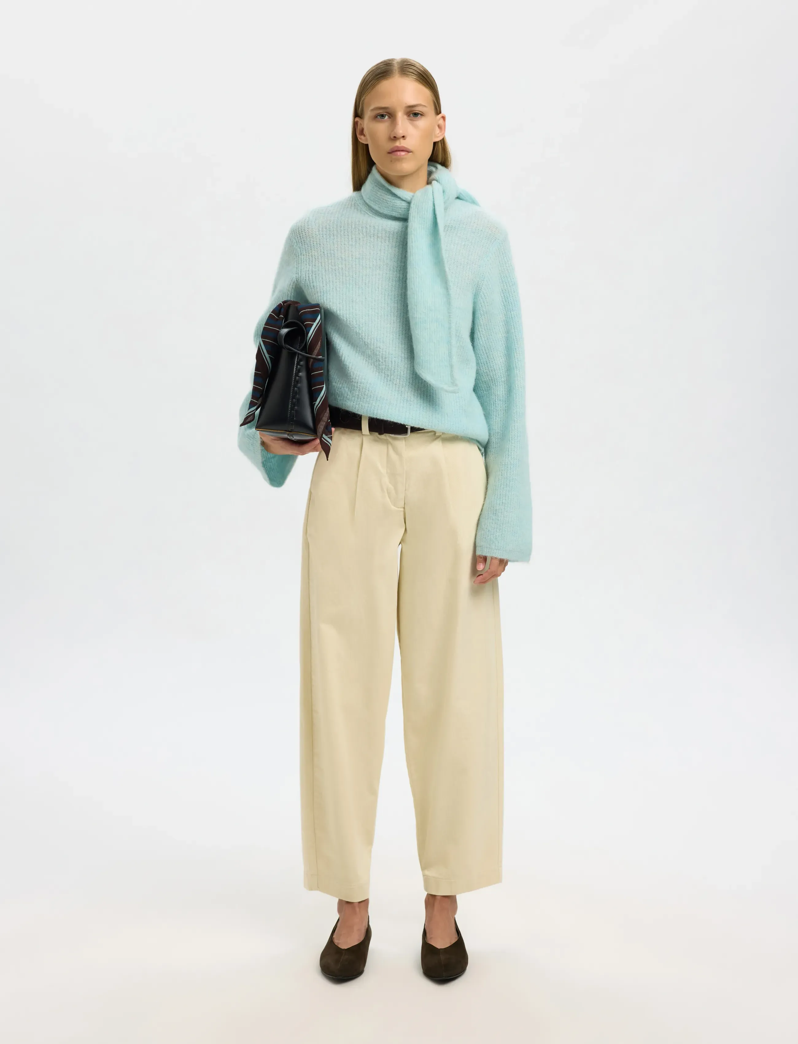 Selected - SLFLULU LS BOW KNIT - striktrøjer - blue glow - 5