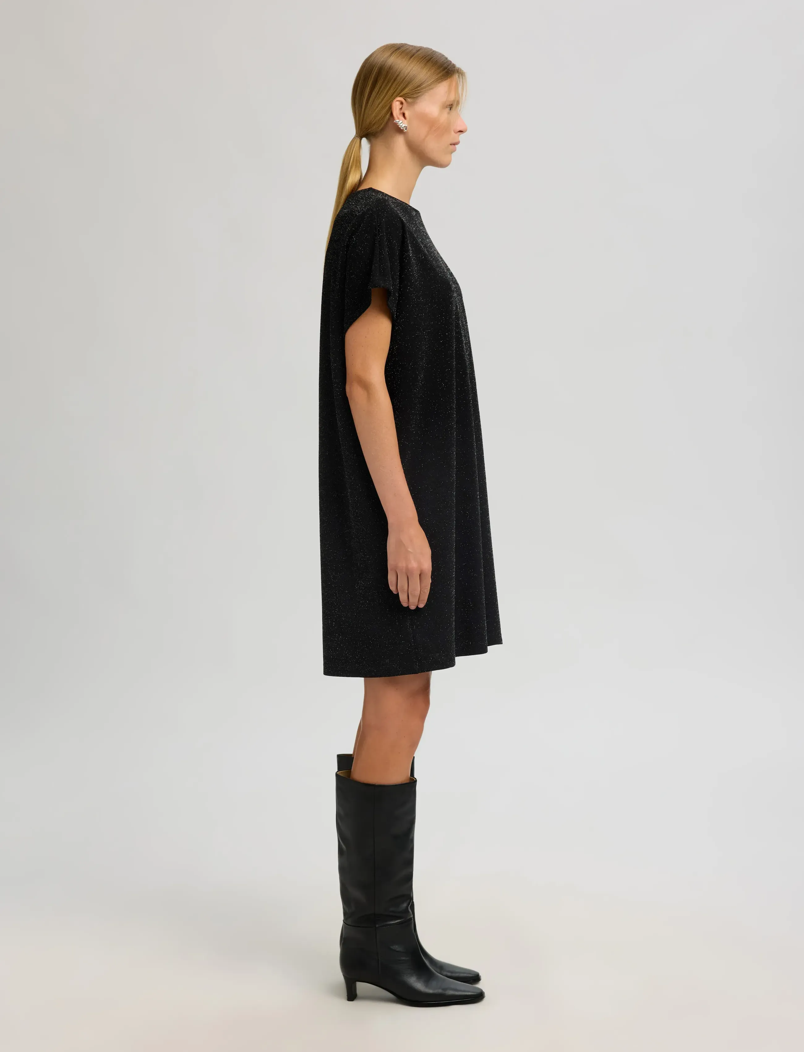 Selected - SLFOVERSIZED SANDRA SS SHORT DRESS - t-shirt-kleider - black - 5