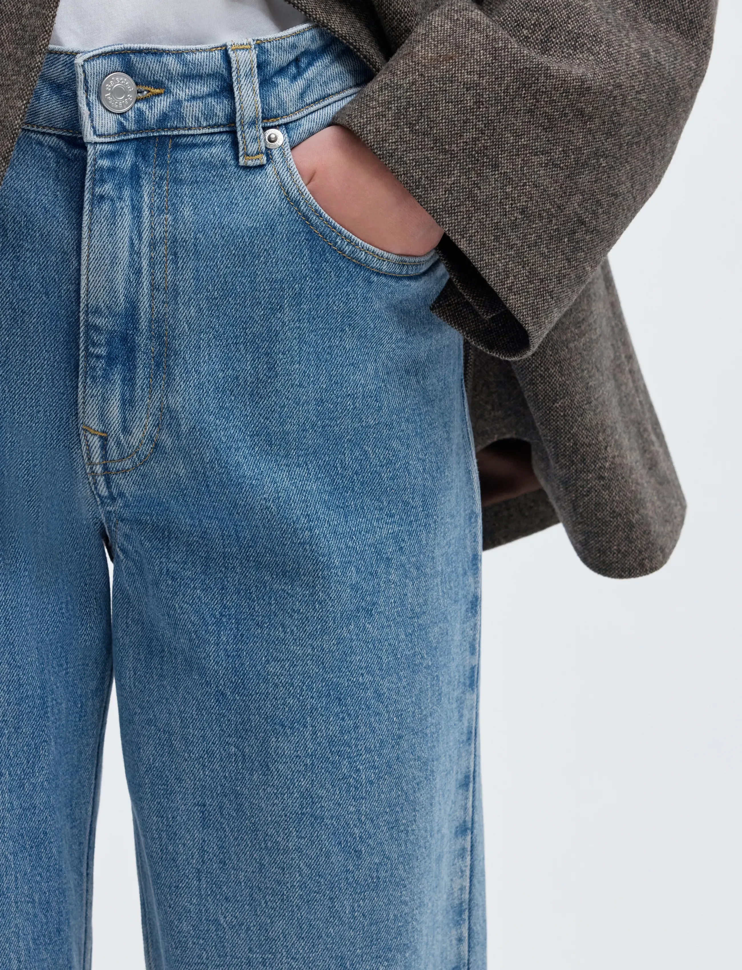 Selected - SLWWIDE BEA-KORI LIGHT BL HW JEANS NOOS - wide leg jeans - light blue denim - 4
