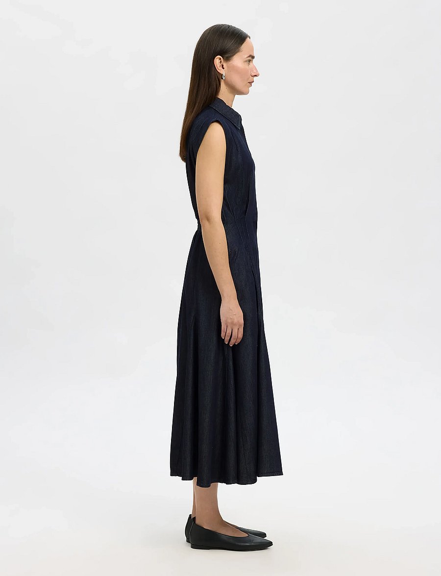 Selected - SLFRILLO MIDI DENIM DRESS - skjortekjoler - dark blue denim - 4