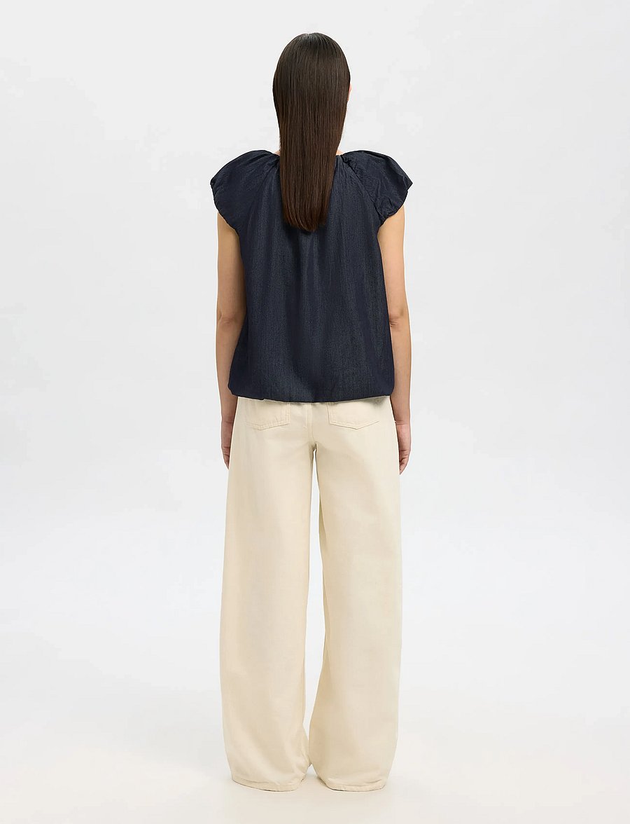 Selected - SLFRILLO CAP SLEEVE DENIM TOP - kurzärmelige blusen - dark blue denim - 2