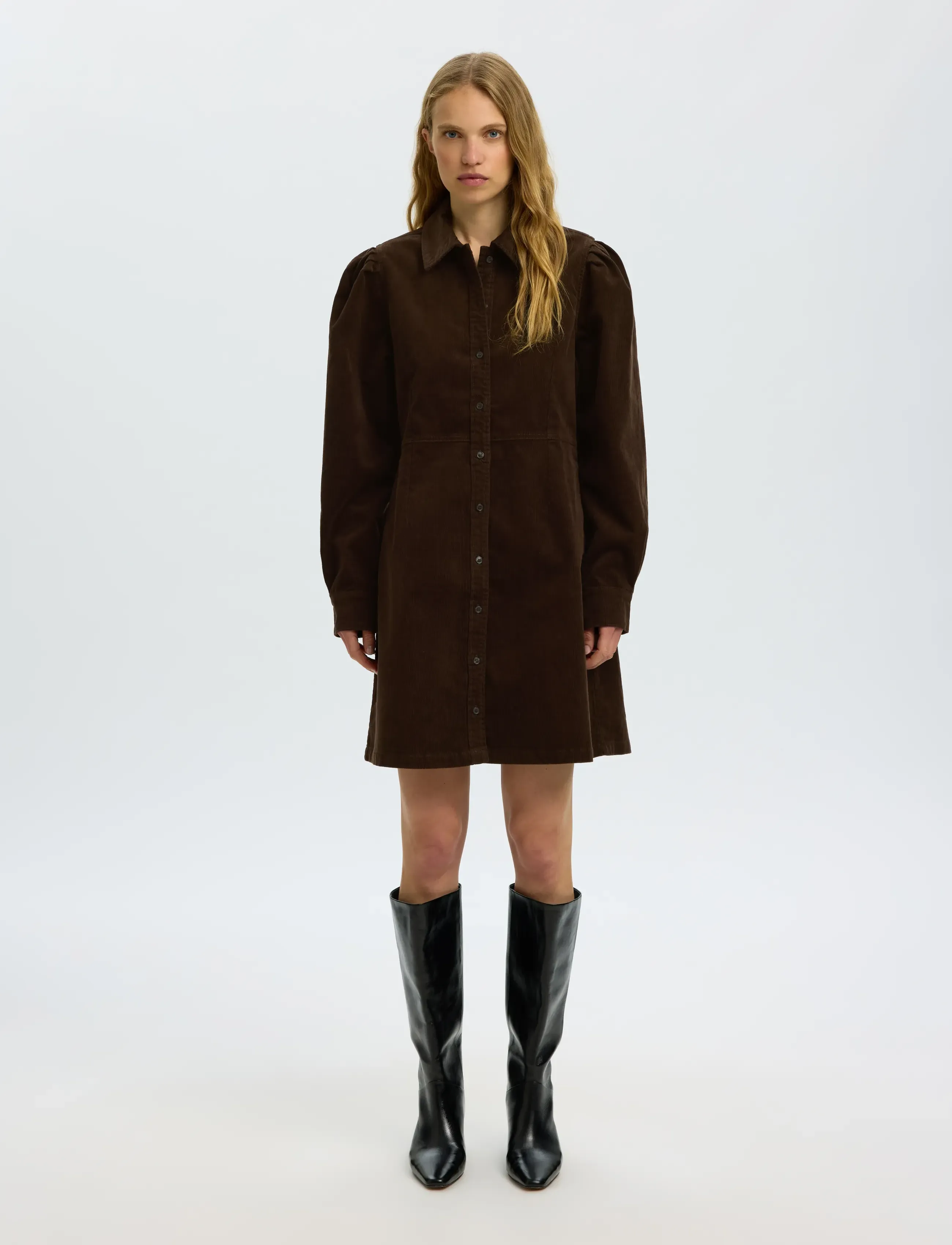 Selected SLWRUNA SHORT CORDUROY DRESS NOOS - Kleidung - DELICIOSO / brown