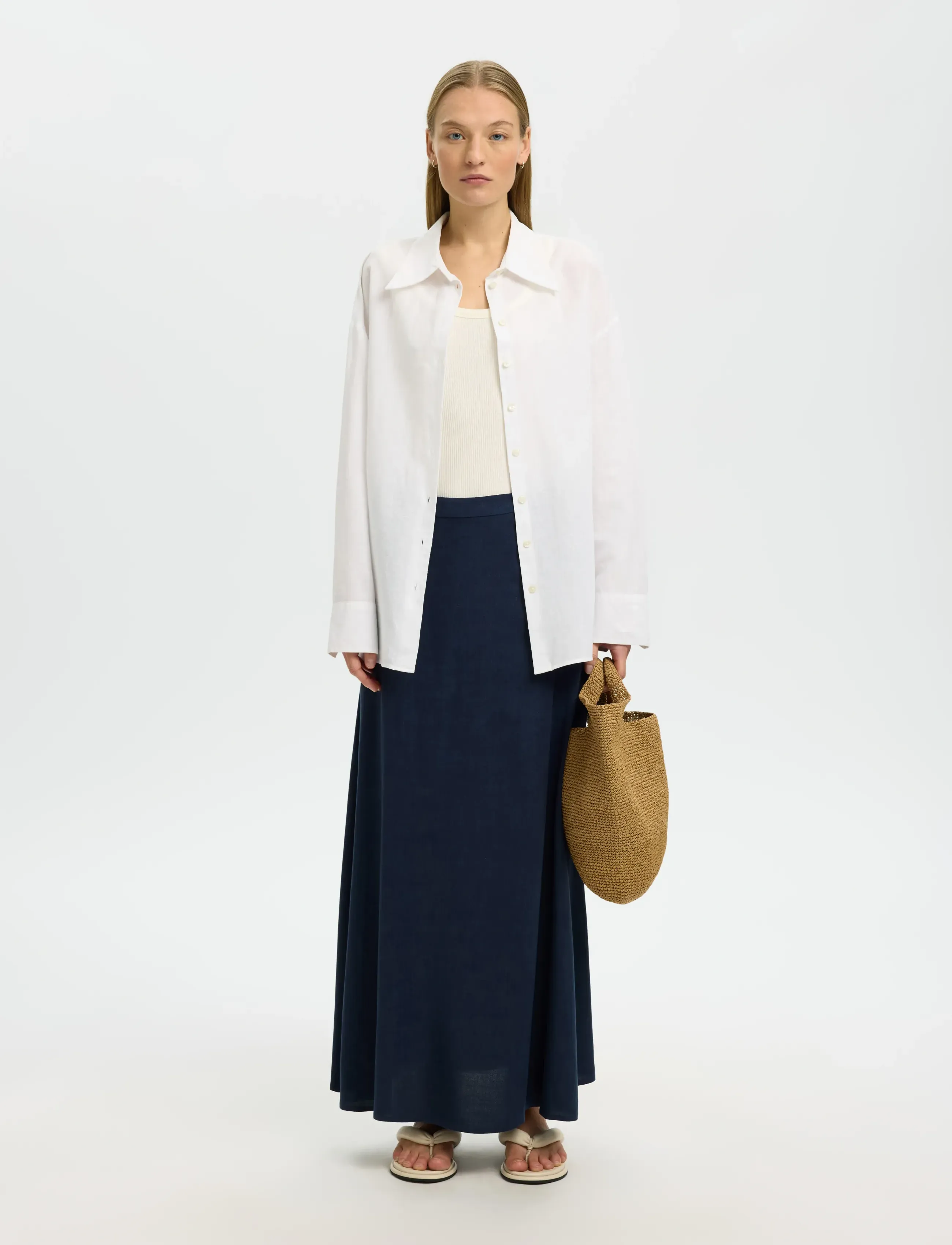 Selected - SLFVIVA HW ANKLE LINEN BLEND SKIRT NOOS - maxi nederdele - dark sapphire - 3