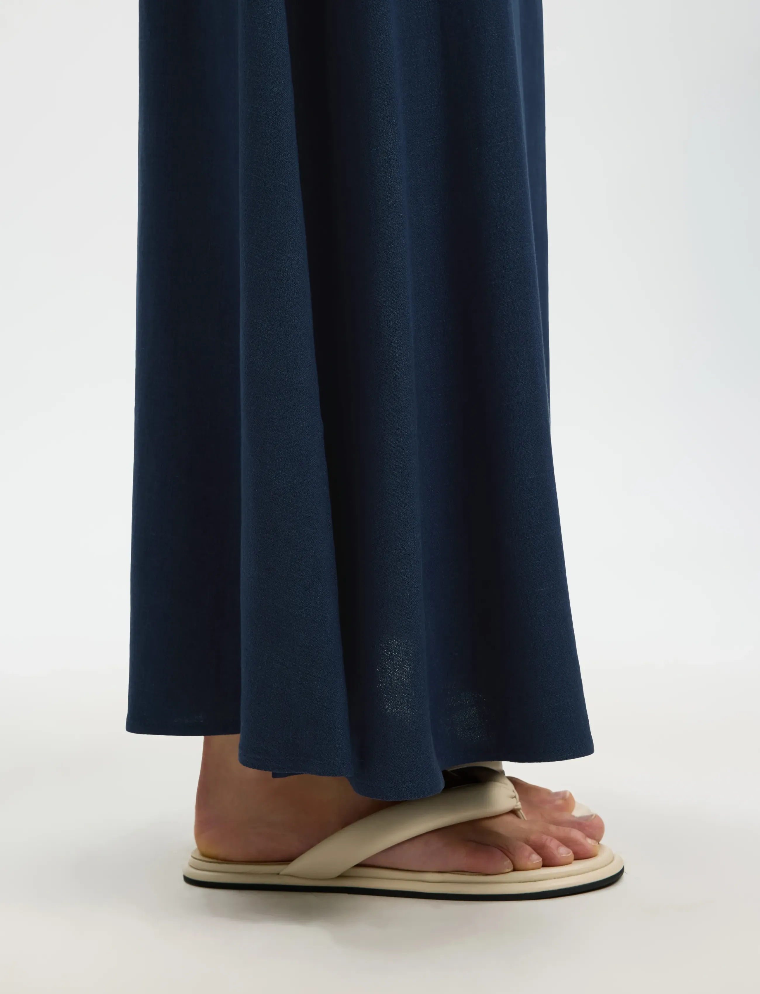 Selected - SLFVIVA HW ANKLE LINEN BLEND SKIRT NOOS - maxi nederdele - dark sapphire - 4