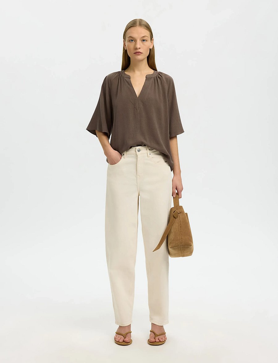 Selected - SLFVIVA 2/4 V-NECK LINEN BLEND TOP NOOS - kortærmede bluser - chocolate chip - 5