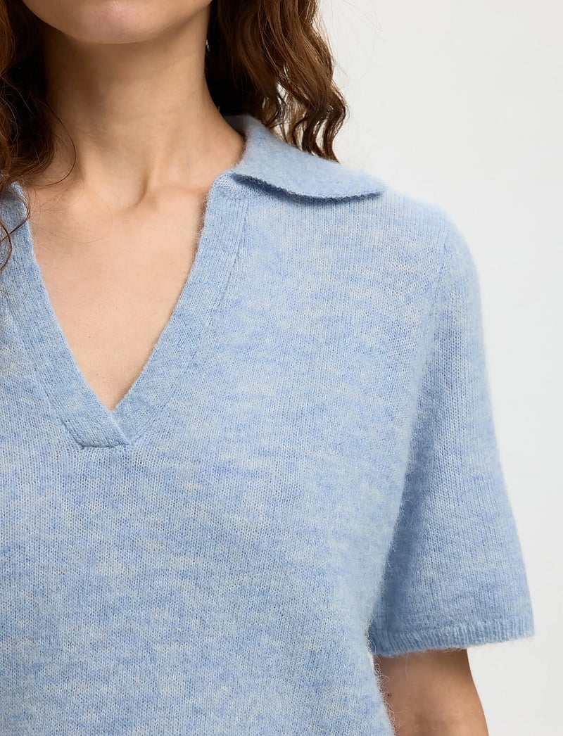 Selected - SLFLULU SS KNIT POLO NOOS - poloshirts - cashmere blue - 4