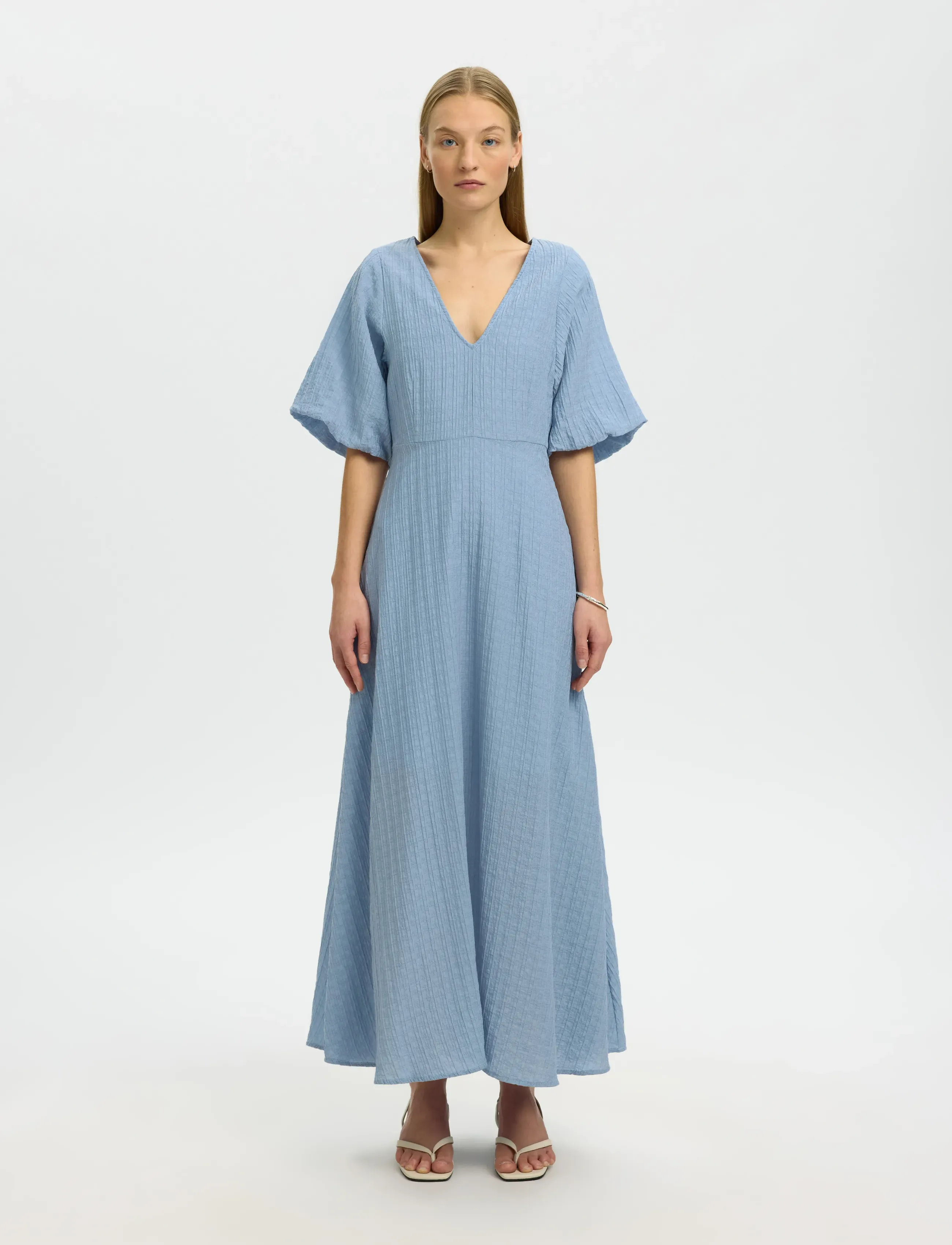 Selected Slwmaddie Ss Closed Back Midi Dress Noos, 38, Blue, Kjoler > Knælange Og Midi, Dame