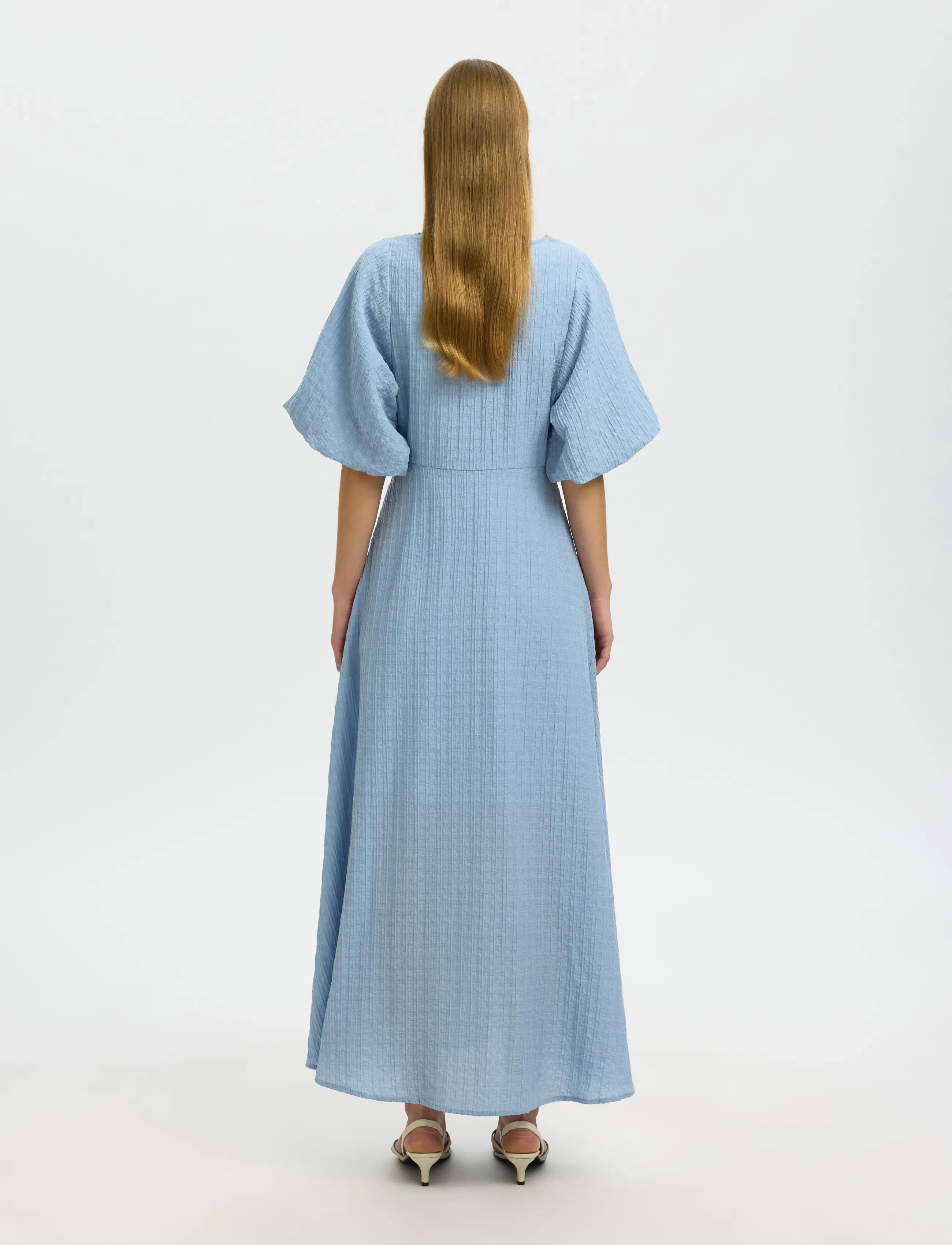 Selected - SLWMADDIE SS CLOSED BACK MIDI DRESS NOOS - midi kjoler - dusty blue - 2