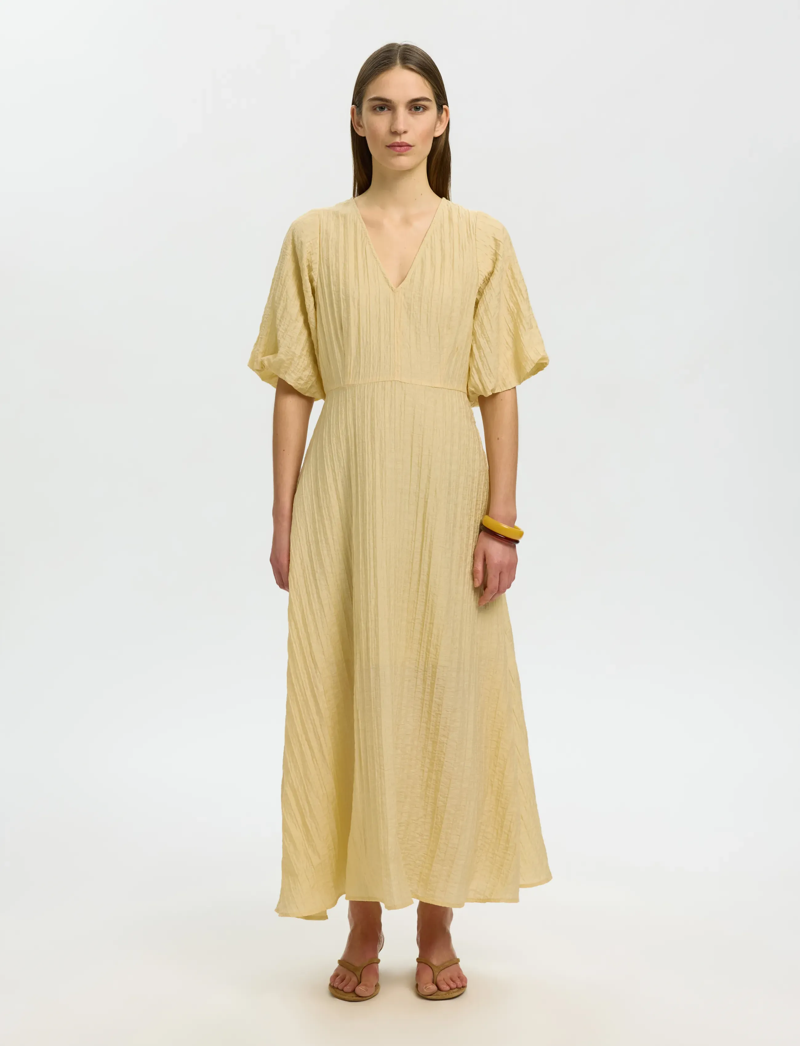 Selected Slwmaddie Ss Closed Back Midi Dress Noos, 34, Yellow, Kjoler > Knælange Og Midi, Dame