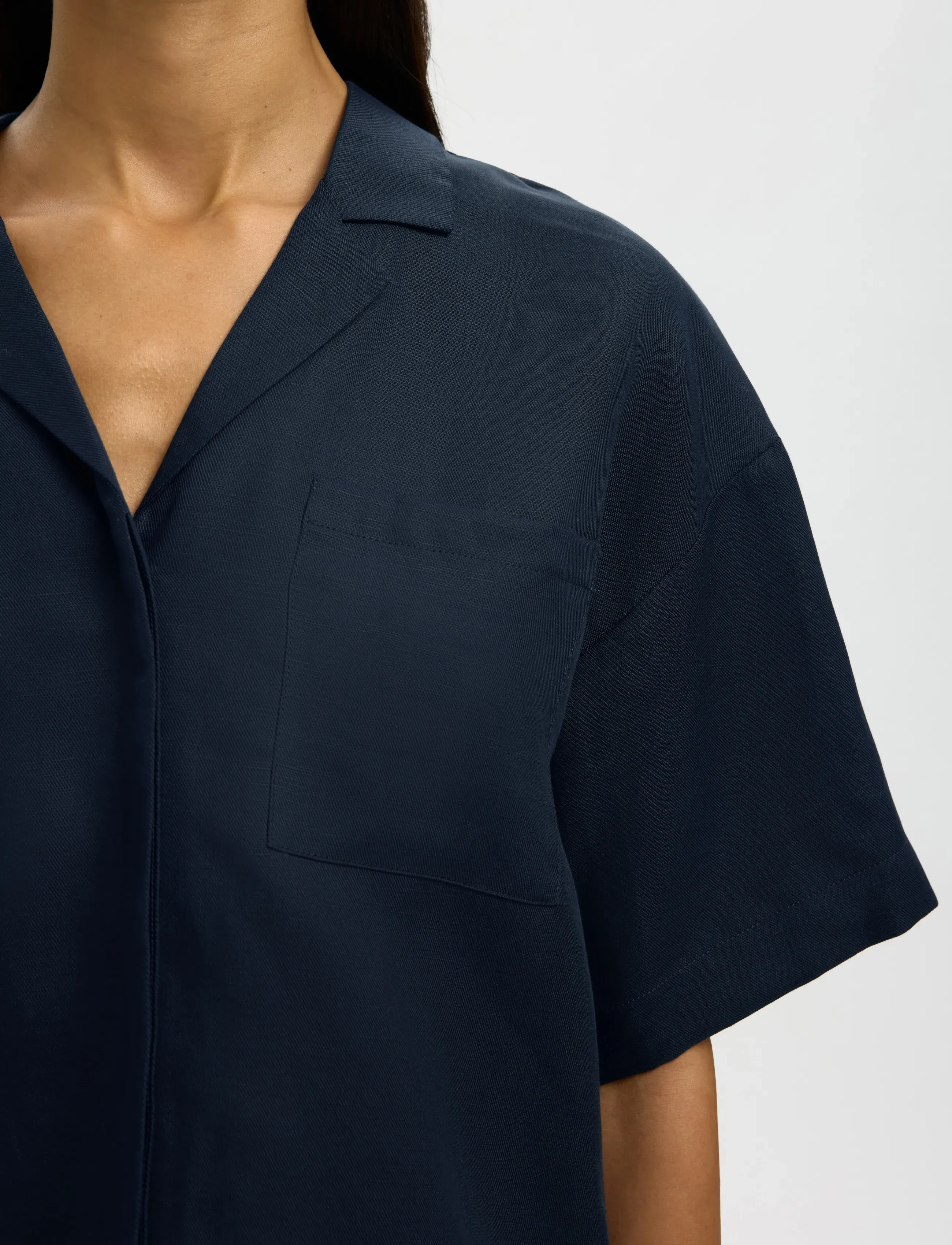 Selected - SLFLYRA 2/4 BOXY LINEN BLEND SHIRT NOOS - short-sleeved shirts - dark sapphire - 5