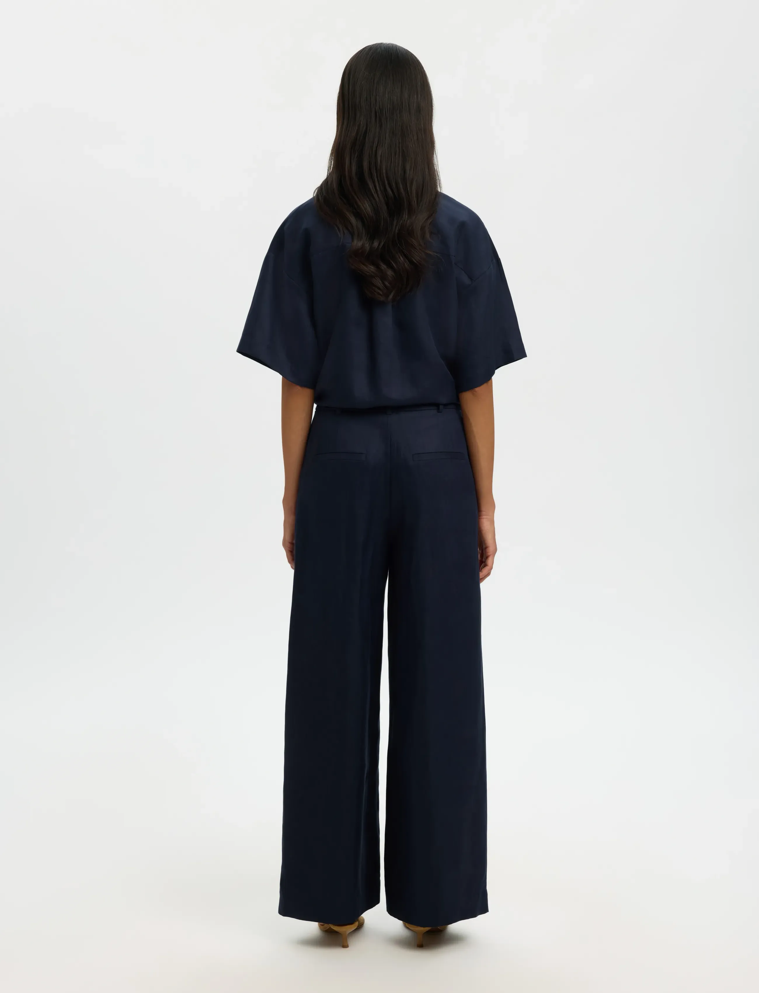 SELECTED Slflyra Hw Wide Linen Blend Pant Noos linnebyxor dam – bild 2