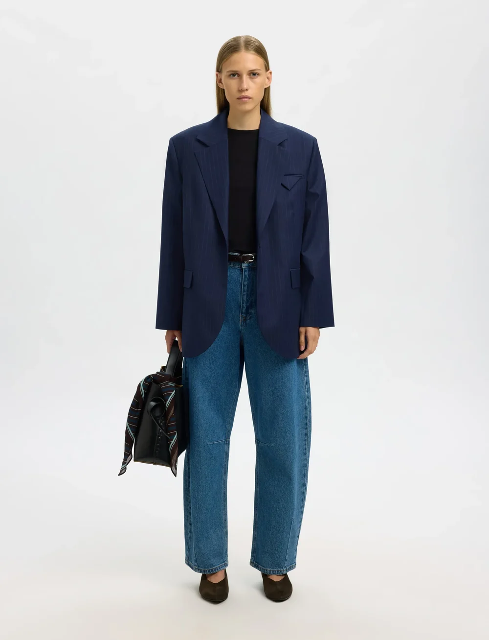 Selected - SLFMANJA SL REVERSIBLE TOP NOOS - linnen - black - 4