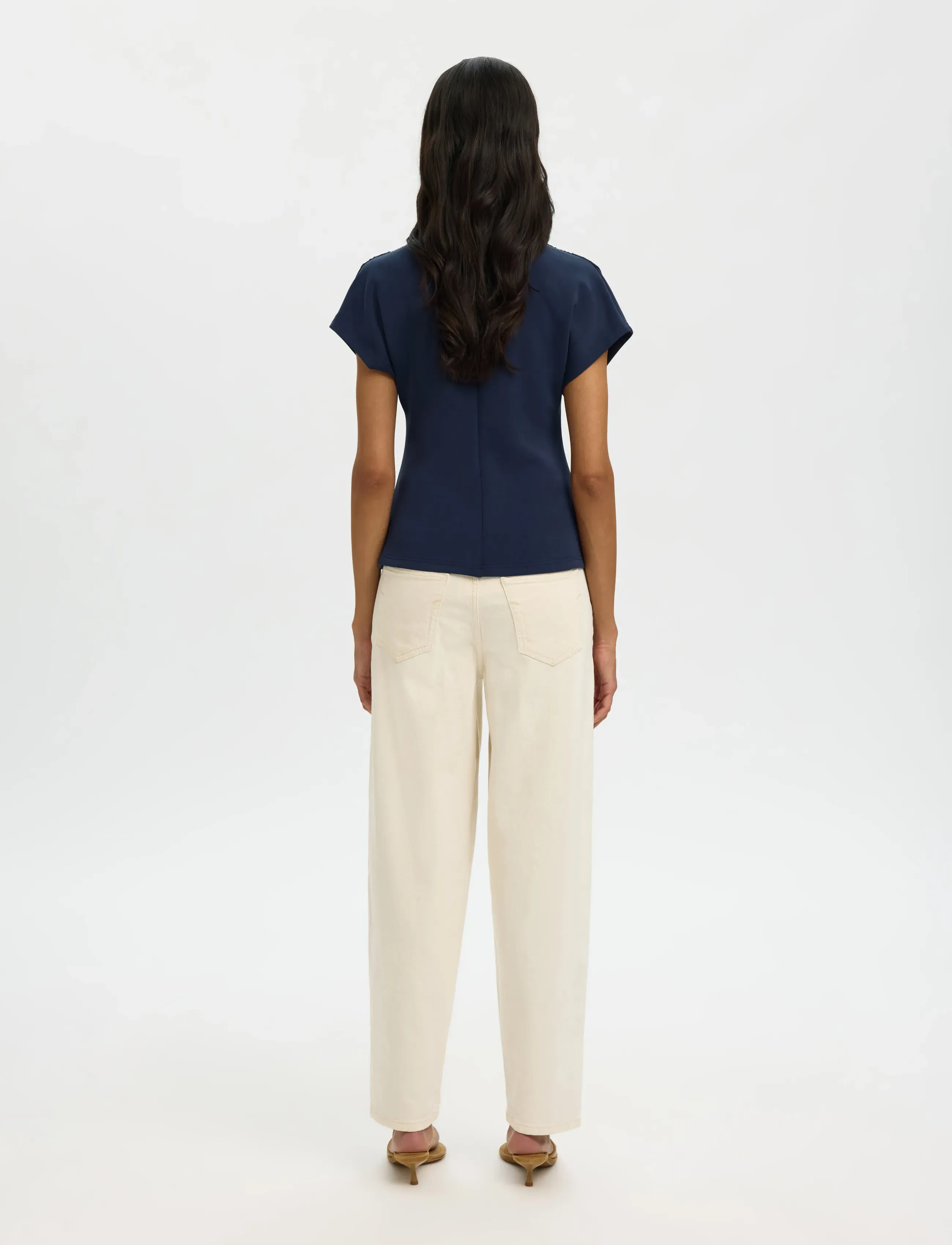 Selected - SLFTENNY SS V-NECK GATHERED TOP NOOS - t-shirts - dark sapphire - 2