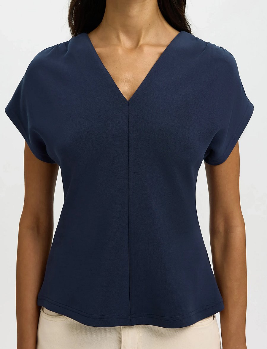 Selected - SLFTENNY SS V-NECK GATHERED TOP NOOS - t-shirts - dark sapphire - 4