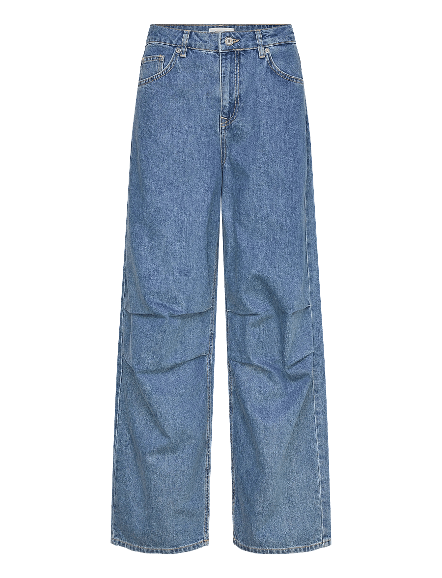 Selected - SLFWIDE AGATHE MW BAGGY PLEATED JEANS - hosen mit weitem bein - medium blue denim - 0