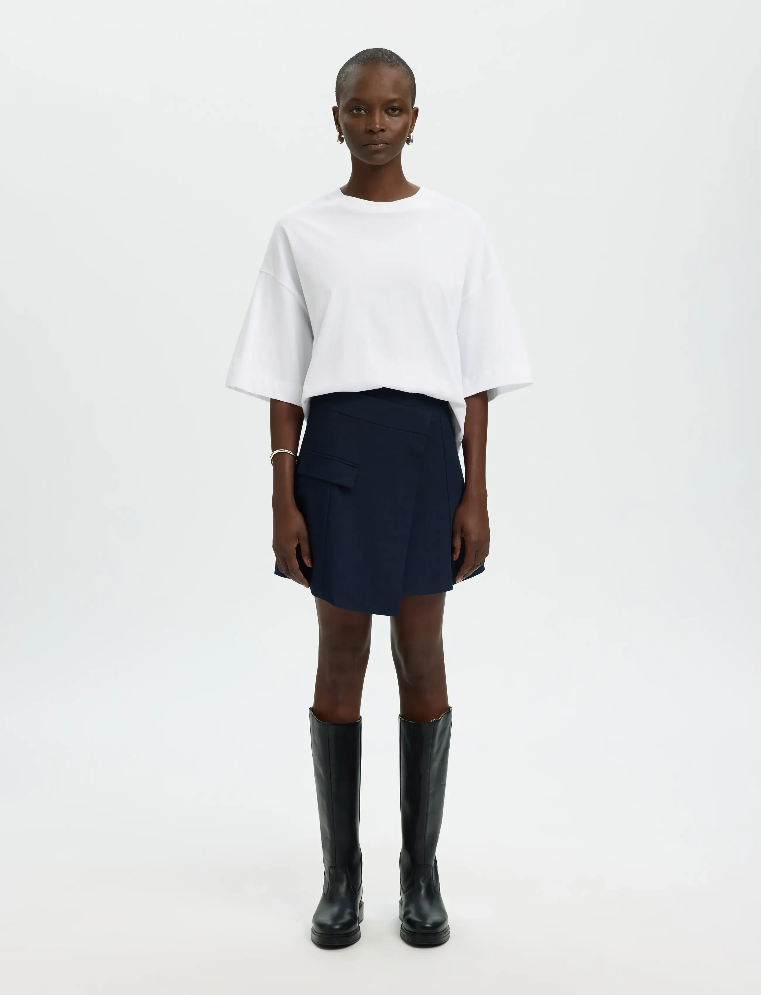 Selected - SLFTORA HW SHORT ASYMETRIC SKIRT B - jupes portefeuille - dark sapphire - 3