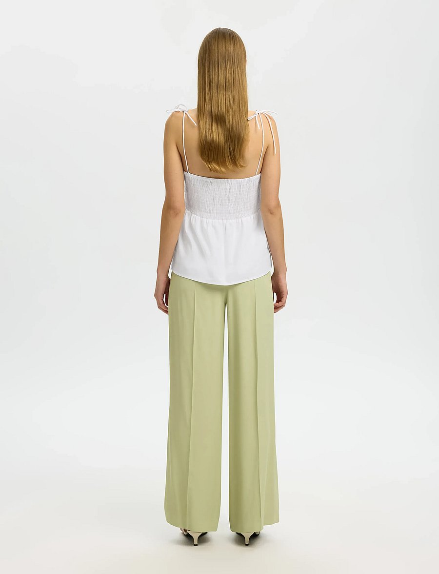 Selected - SLFDELIA STRAP TOP B - varrukateta pluusid - bright white - 2