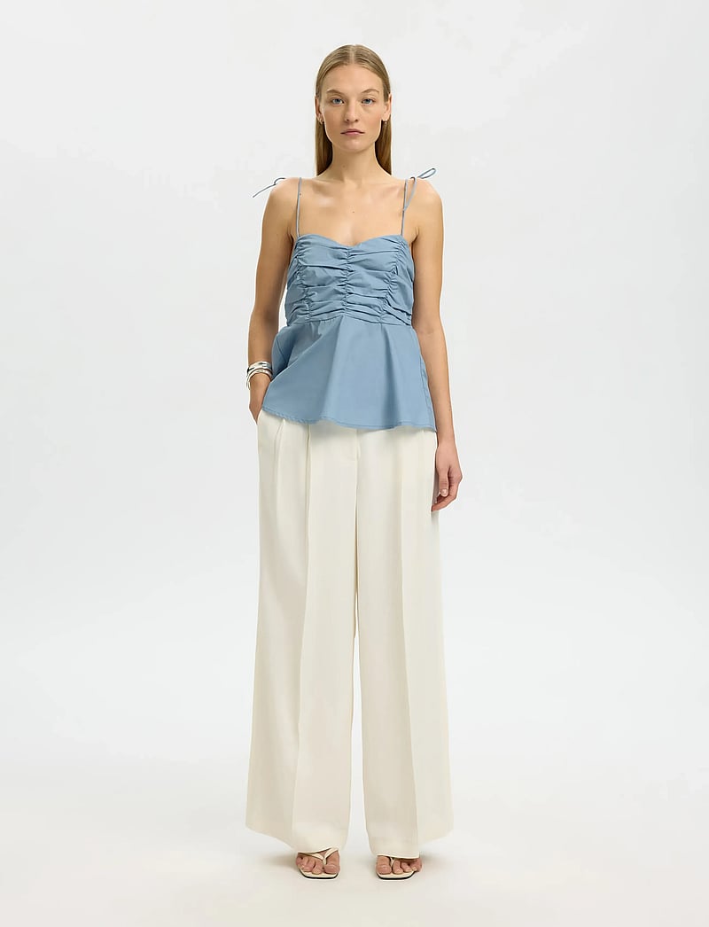 Selected - SLFDELIA STRAP TOP B - Ærmeløse bluser - dusty blue - 5