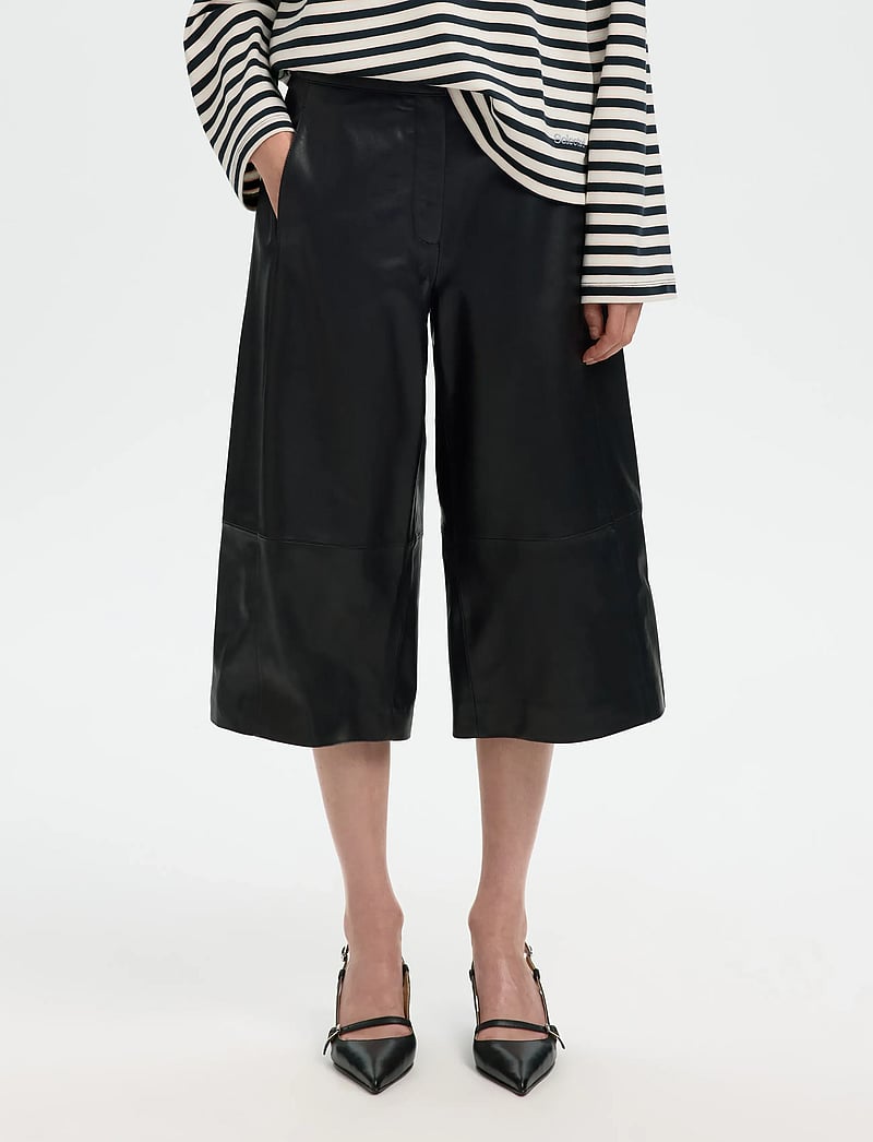 Selected - SLFGIGI HW LEATHER CULOTTES - culottes - black - 0