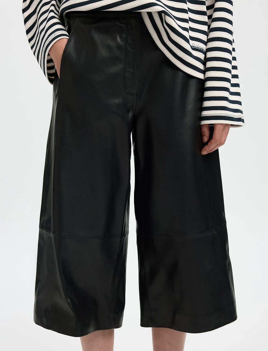 Selected - SLFGIGI HW LEATHER CULOTTES - culottes - black - 4