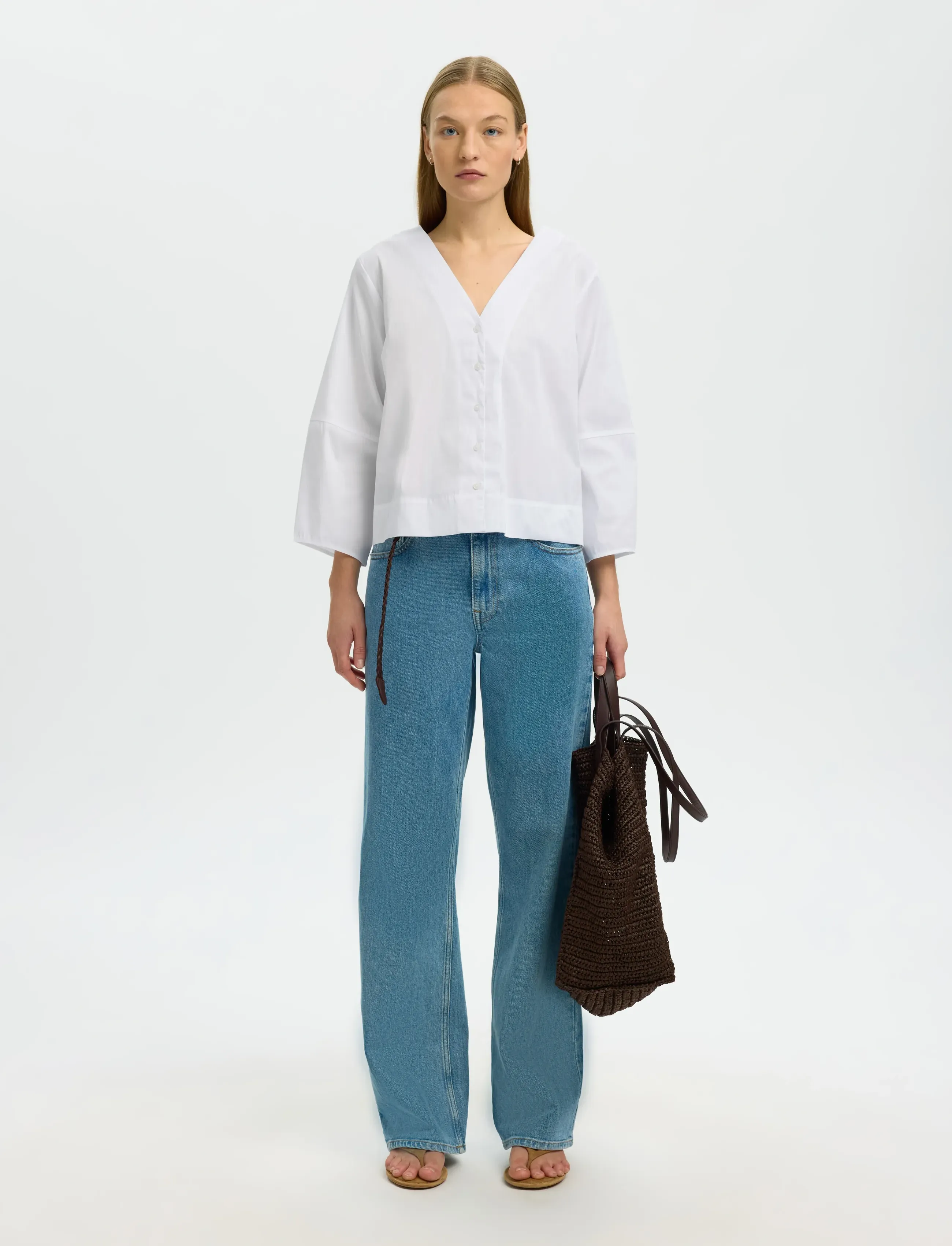 Selected - SLFBEA 3/4 V NECK SHIRT B - pikkade varrukatega särgid - bright white - 3