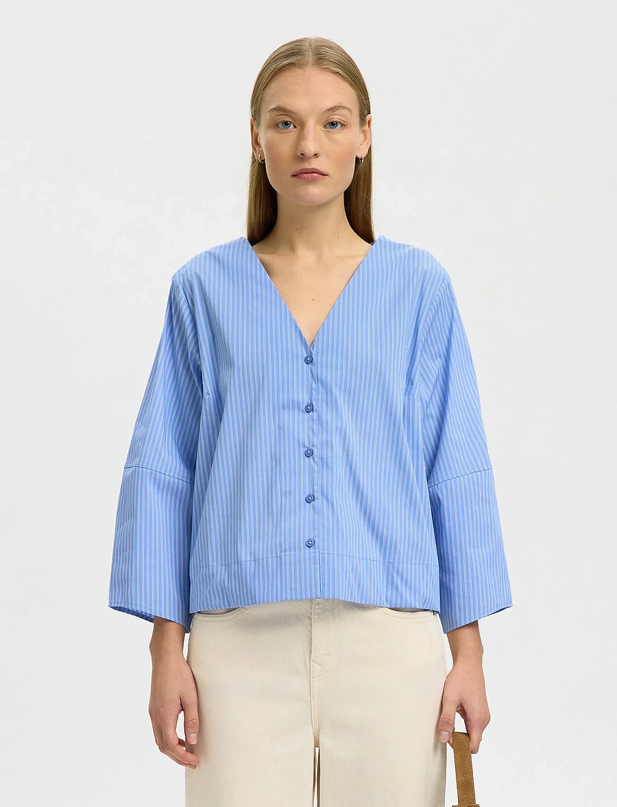 Selected - SLFBEA 3/4 V NECK SHIRT B - langærmede skjorter - dusty blue - 0
